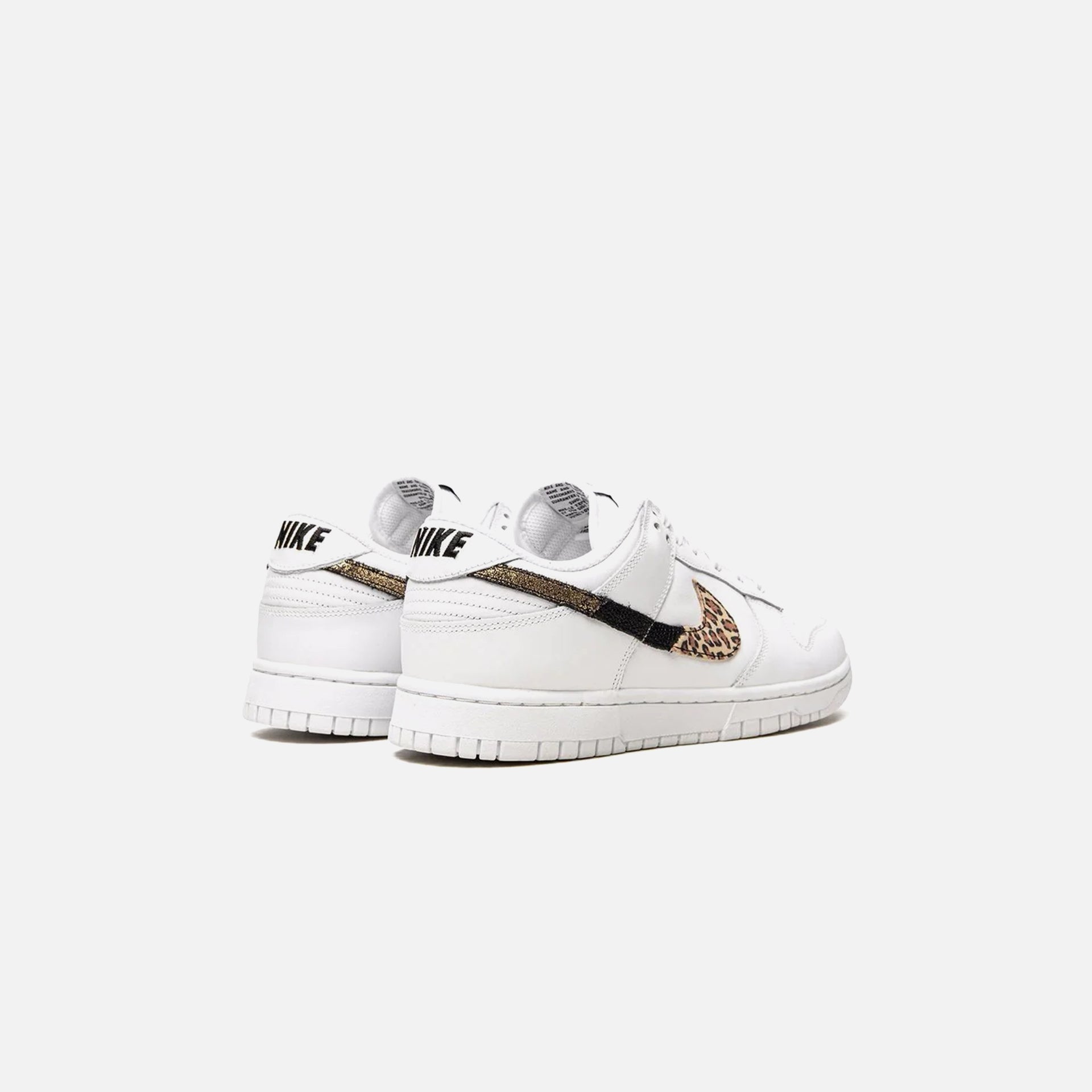 Nike WMNS Dunk Low SE - White / Multi-Color