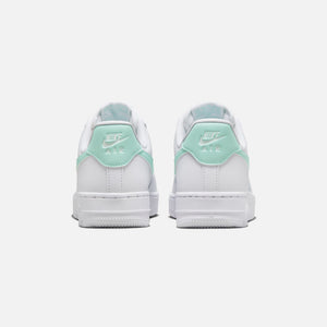 Nike WMNS Air Force 1 `07 - White / Jade Ice