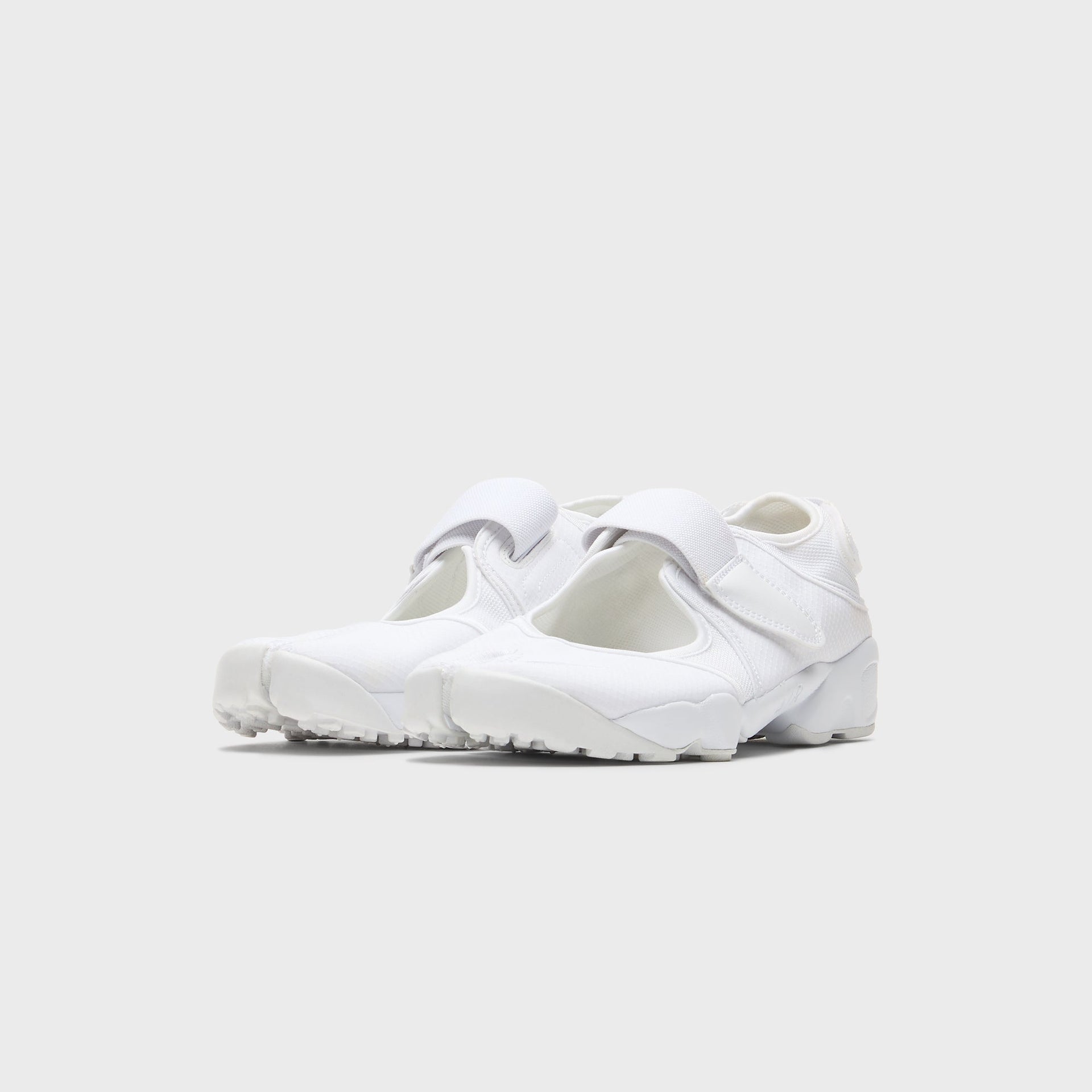Nike WMNS Air Rift Breathe - White / Pure Platinum / White