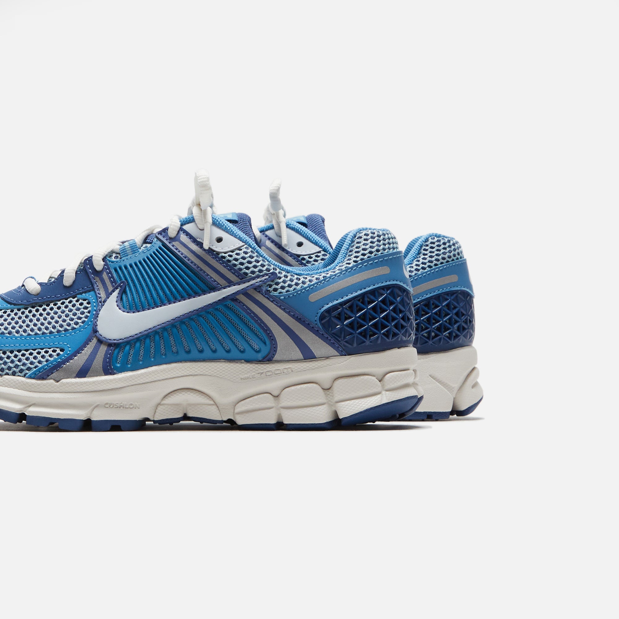 Nike Zoom Vomero 5 sneakers in gray and blue | ASOS