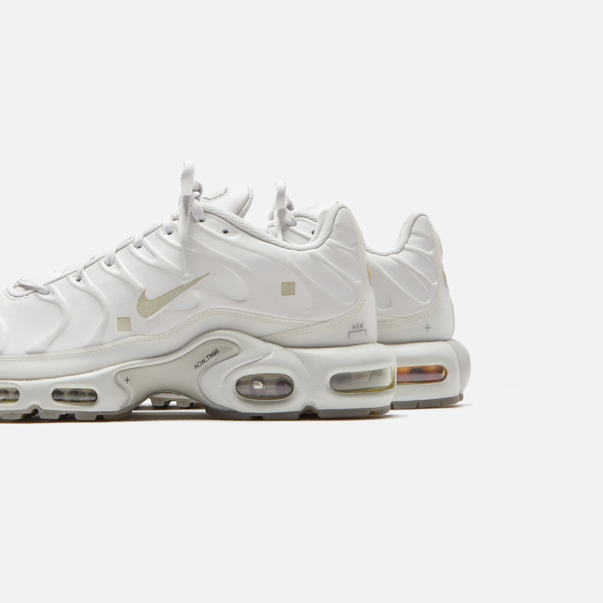 Nike x A-Cold-Wall Air Max Plus - Platinum Tint / Light Bone / Stone