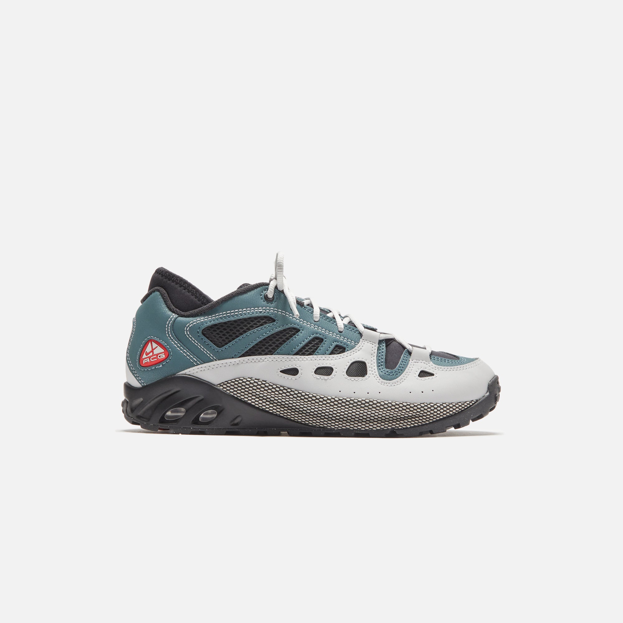 Nike ACG Air Exploraid - Ash Green / Black / Neutral Grey 