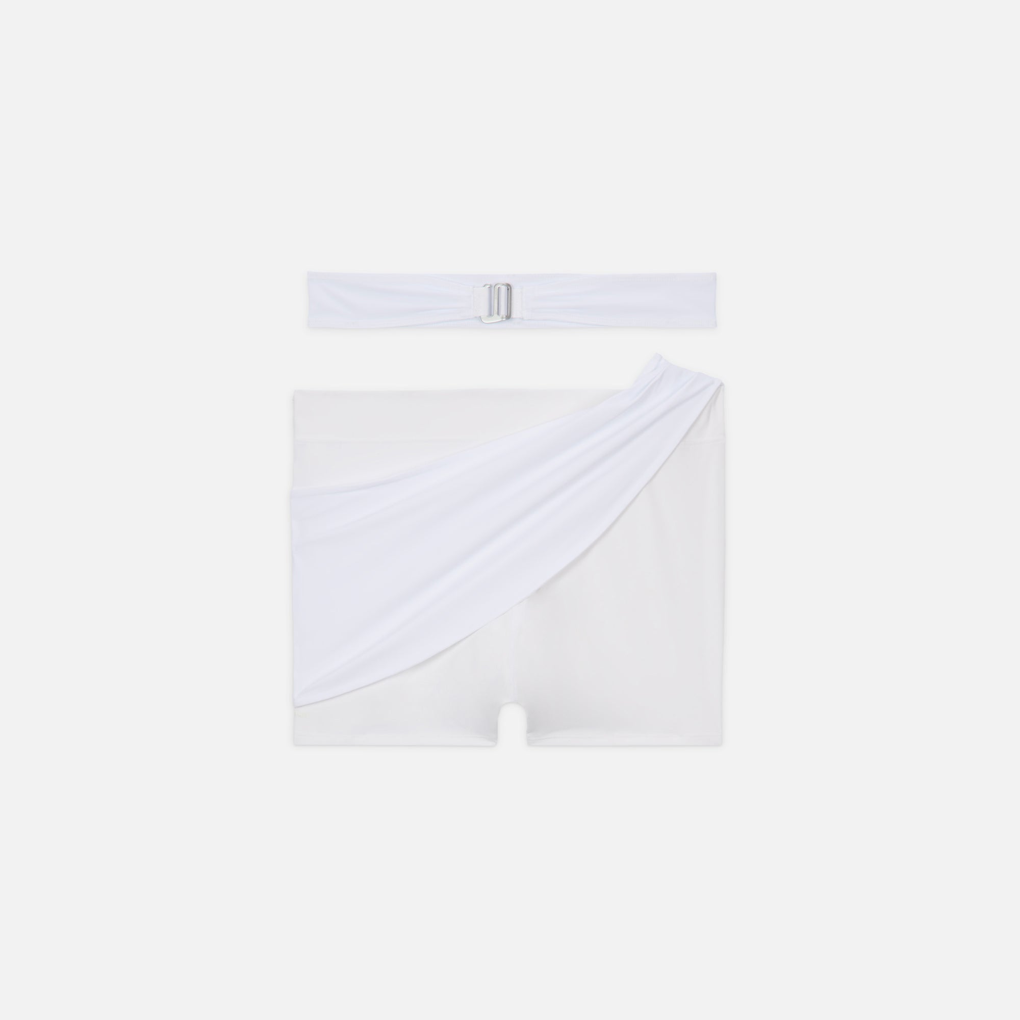 新品タグ付き　NIKE jacquemus スカート　ショートパンツ　ホワイト JACQUEMUS x NIKE ホワイトスカート・ショートパンツ付き 新品