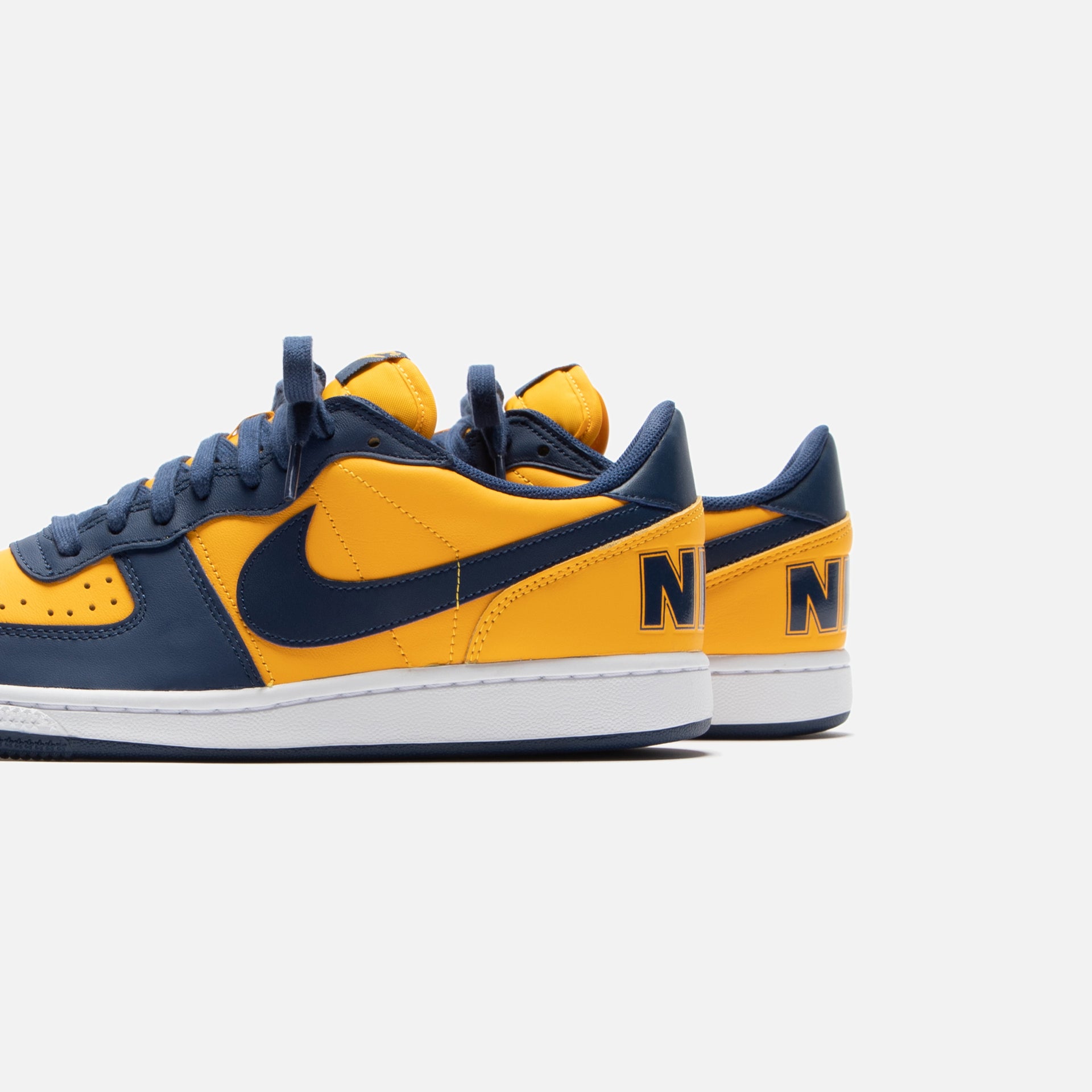 Nike Terminator Low - University Gold / Navy / White