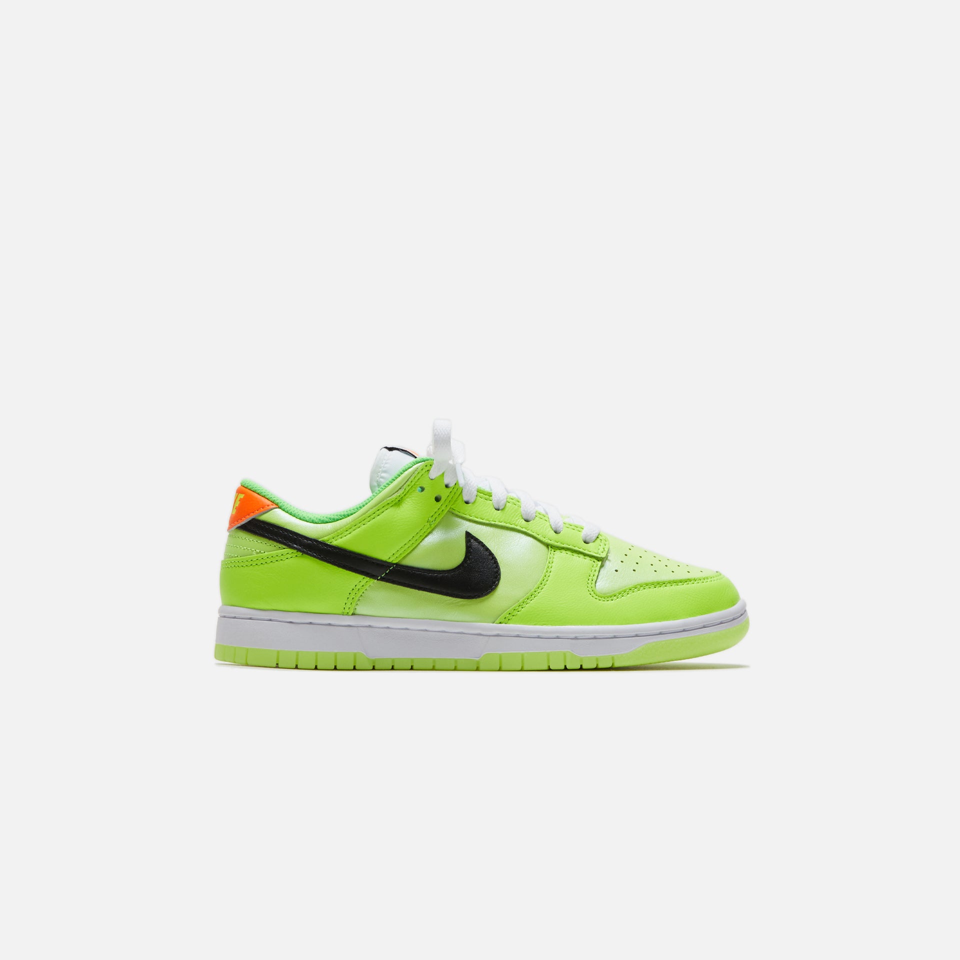 Nike Dunk Low - Venom Green / Black / Glow