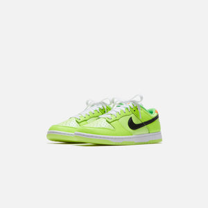 Nike Dunk Low - Venom Green / Black / Glow