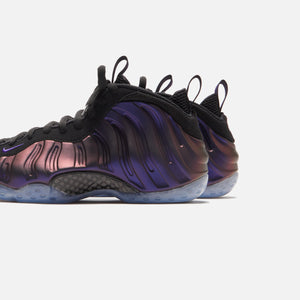 NKFN5212 001NikeAirFoampositeOneBlackVarsityPurpleBlack 53181 300x