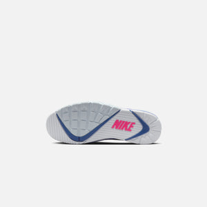 Nike Air Cross Trainer 3 Low - White / Hyper Pink / Racer Blue