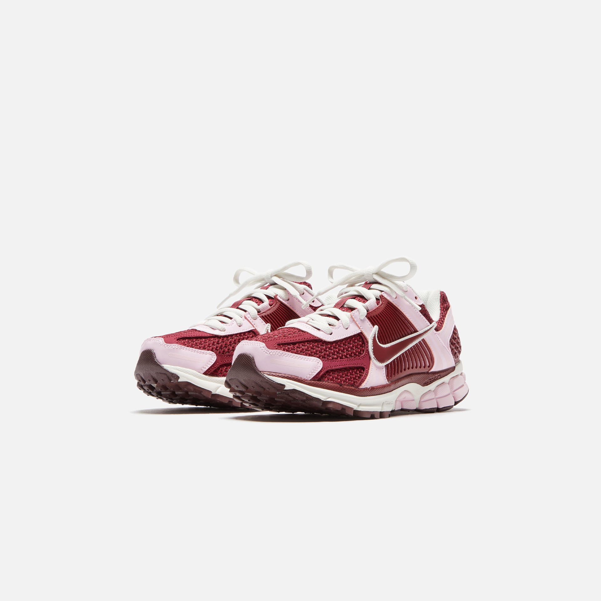 Nike WMNS Zoom Vomero 5 - Pink Foam / Rush Fuchsia / Sail / Team Red