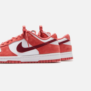 Nike WMNS Dunk Low - White / Adobe / Dragon Red / Team Red – Kith