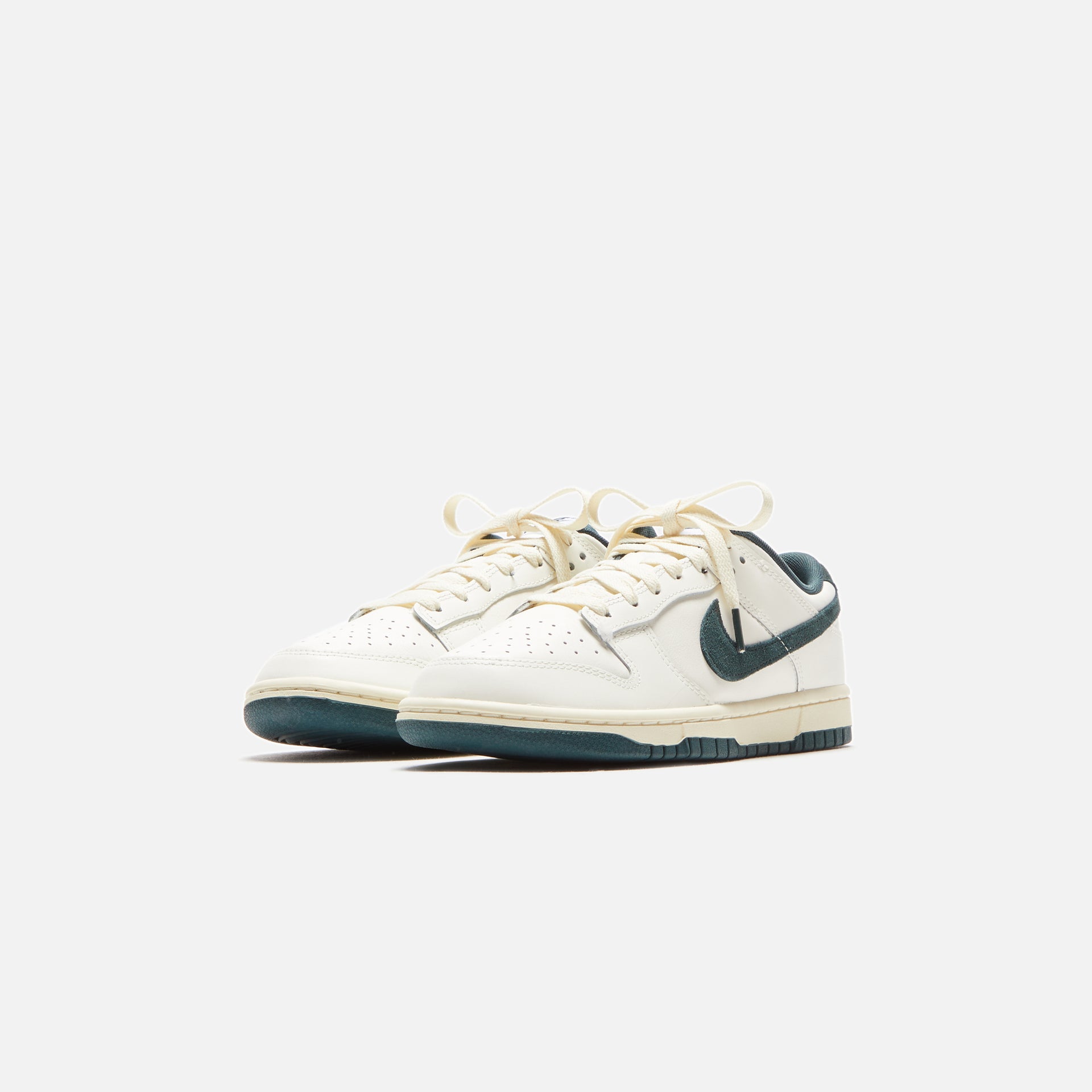 Nike Dunk Low - Sail / Deep Jungle / Coconut / Milk / White