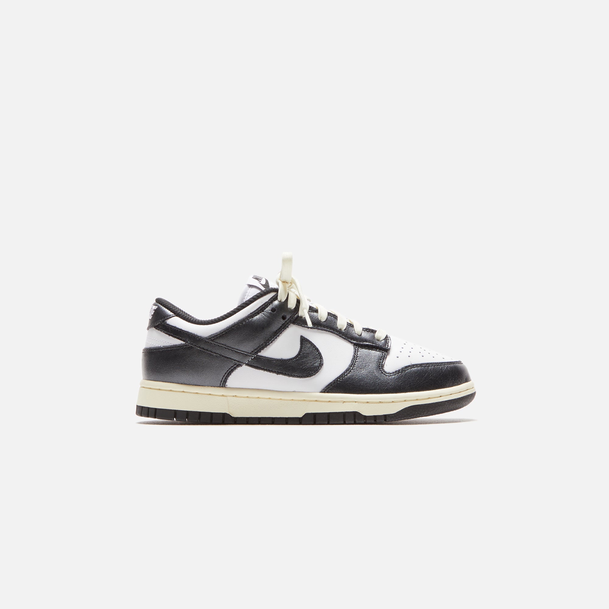 小松菜奈NIKE WMNS Dunk Low \