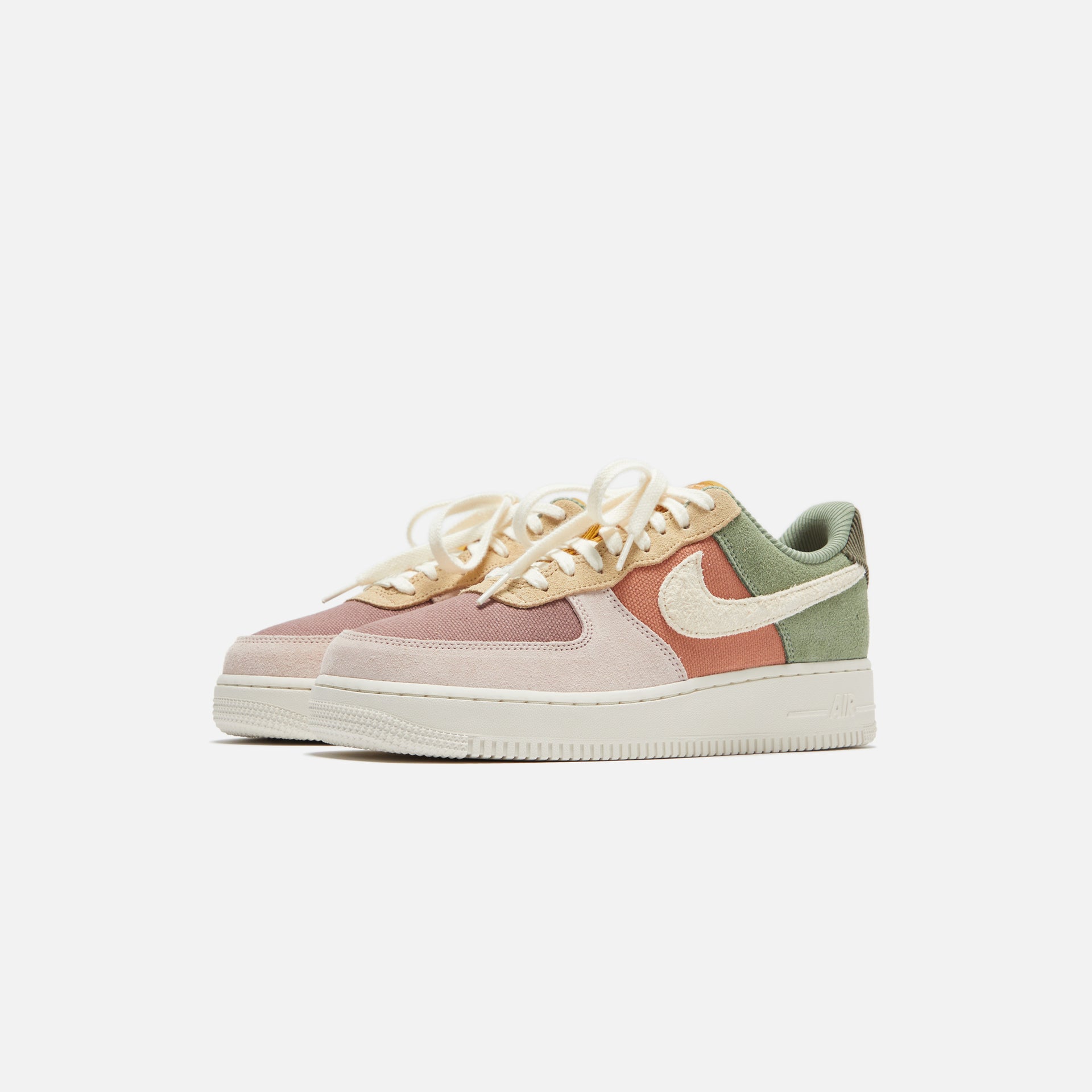 Nike WMNS Air Force 1 '07 - Oil Green / Terra Blush / Sesame / Pale Ivory