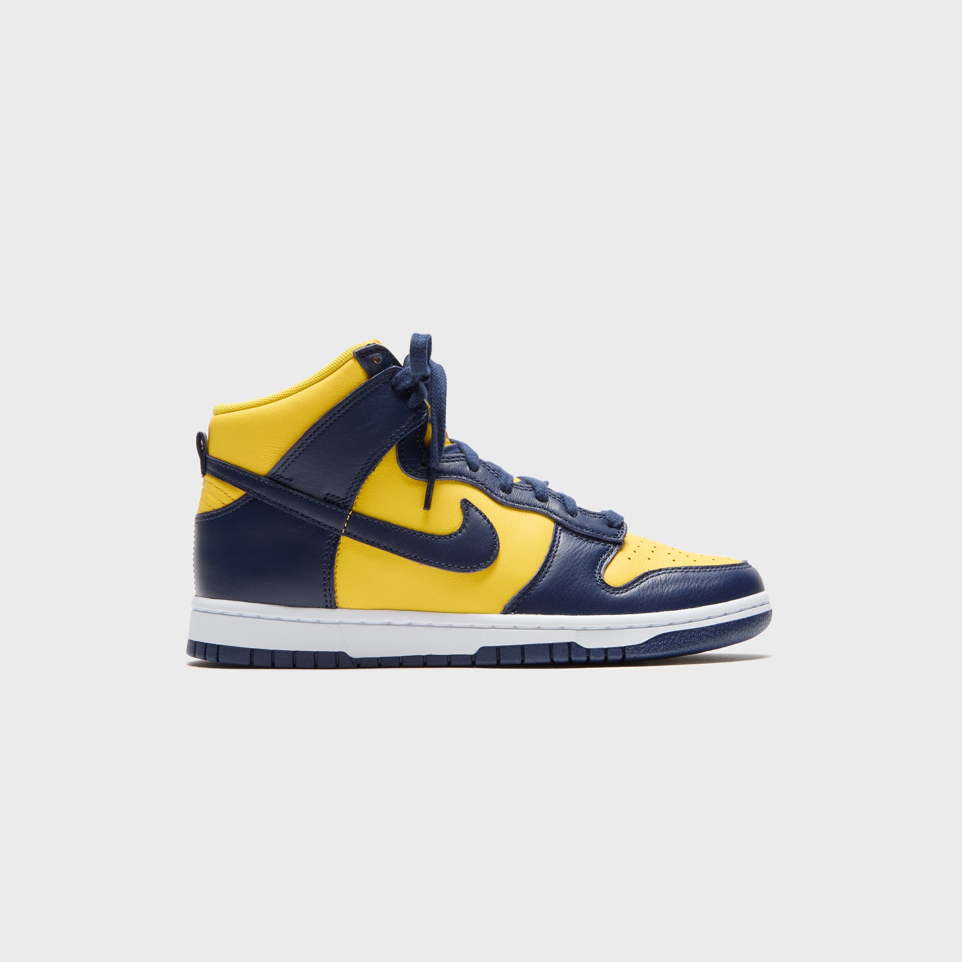 Nike Dunk High Retro SE - Varsity Maize / Midnight Navy