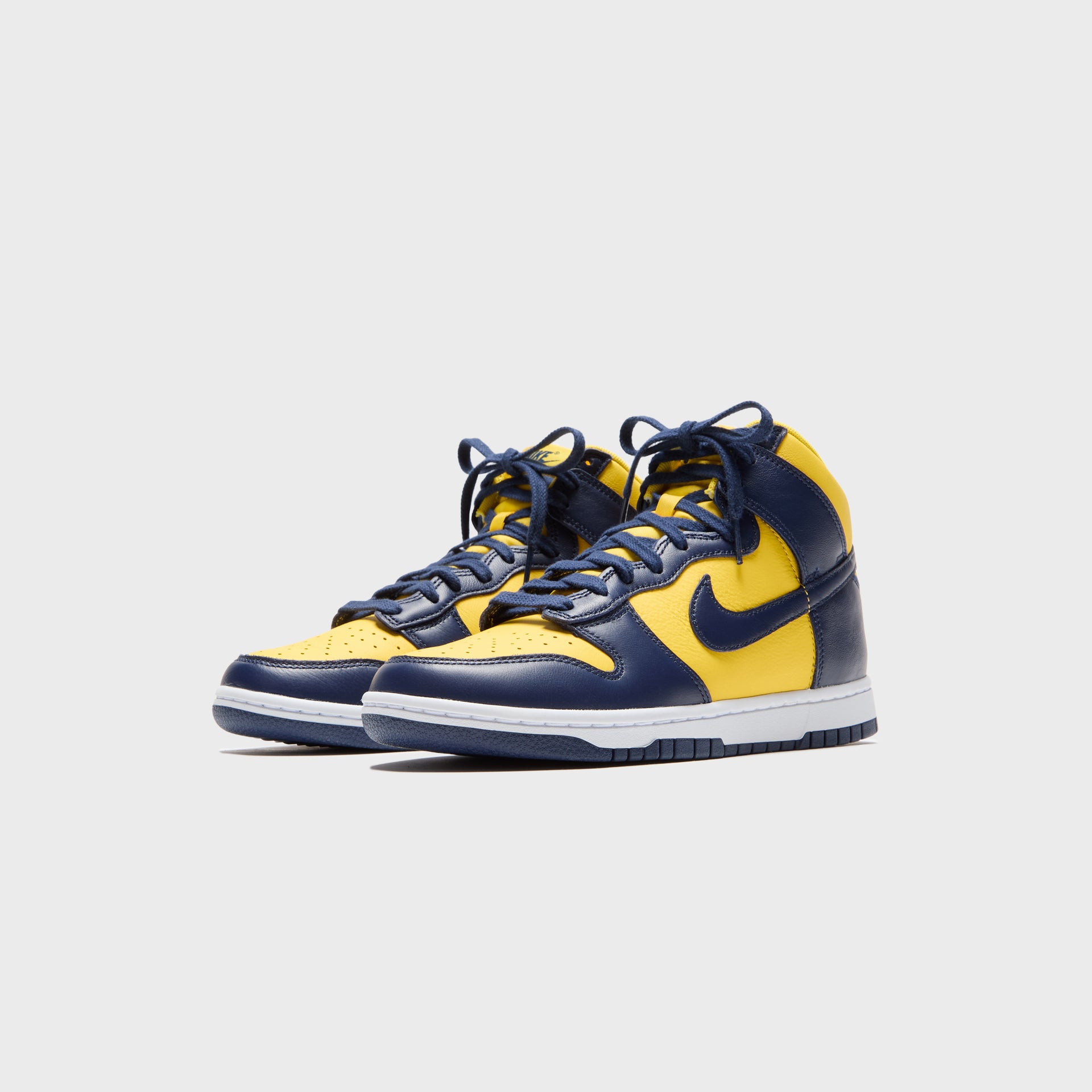 Nike Dunk High Retro SE - Varsity Maize / Midnight Navy