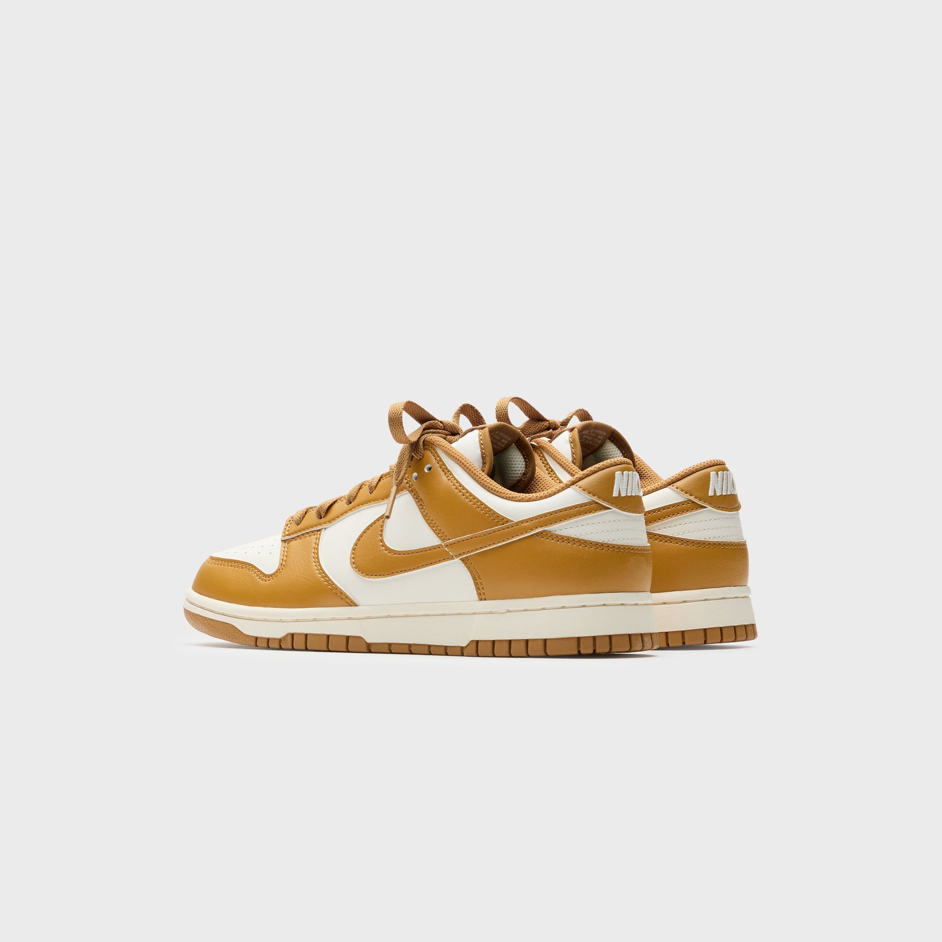 Nike Dunk Low Retro - Pale Ivory / Wheat