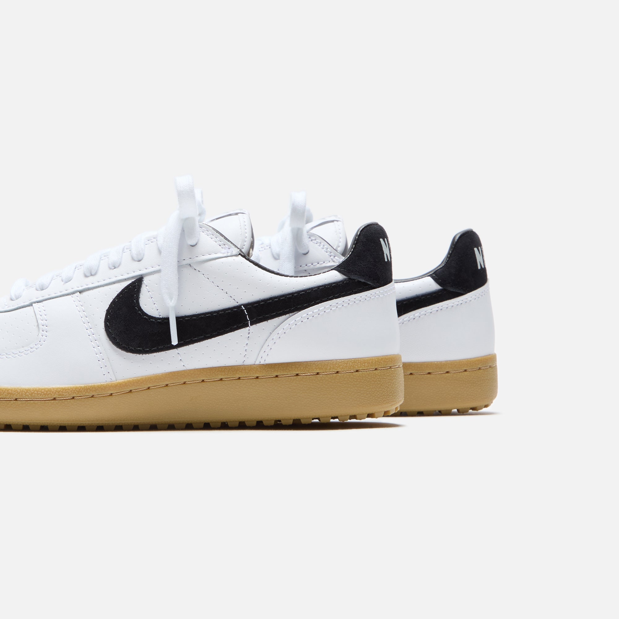 スニーカー Nike Field General '82 SP White Black Gum Nike Field General 82 SP - White / Black / Gum Light Brown