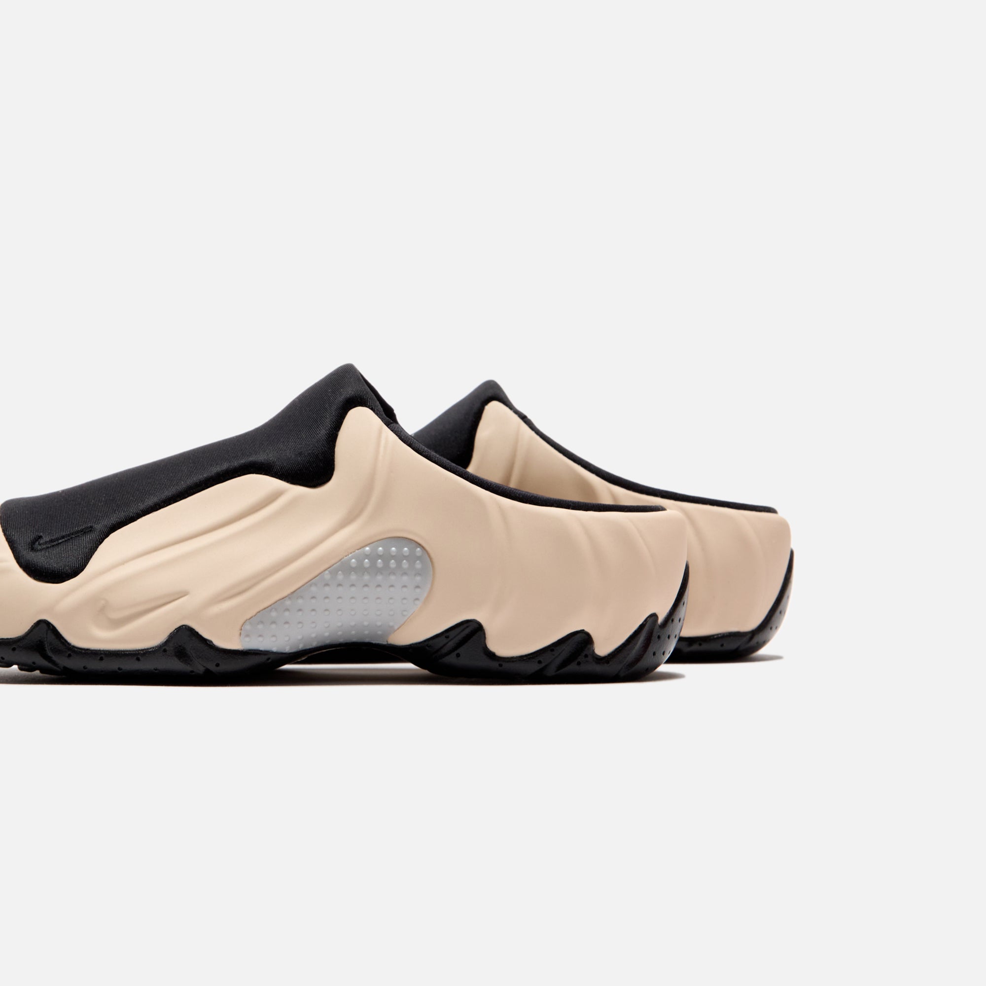 スニーカー Nike clogposite men shoes Nike Clogposite - Sanddrift / Black / Metallic Silver