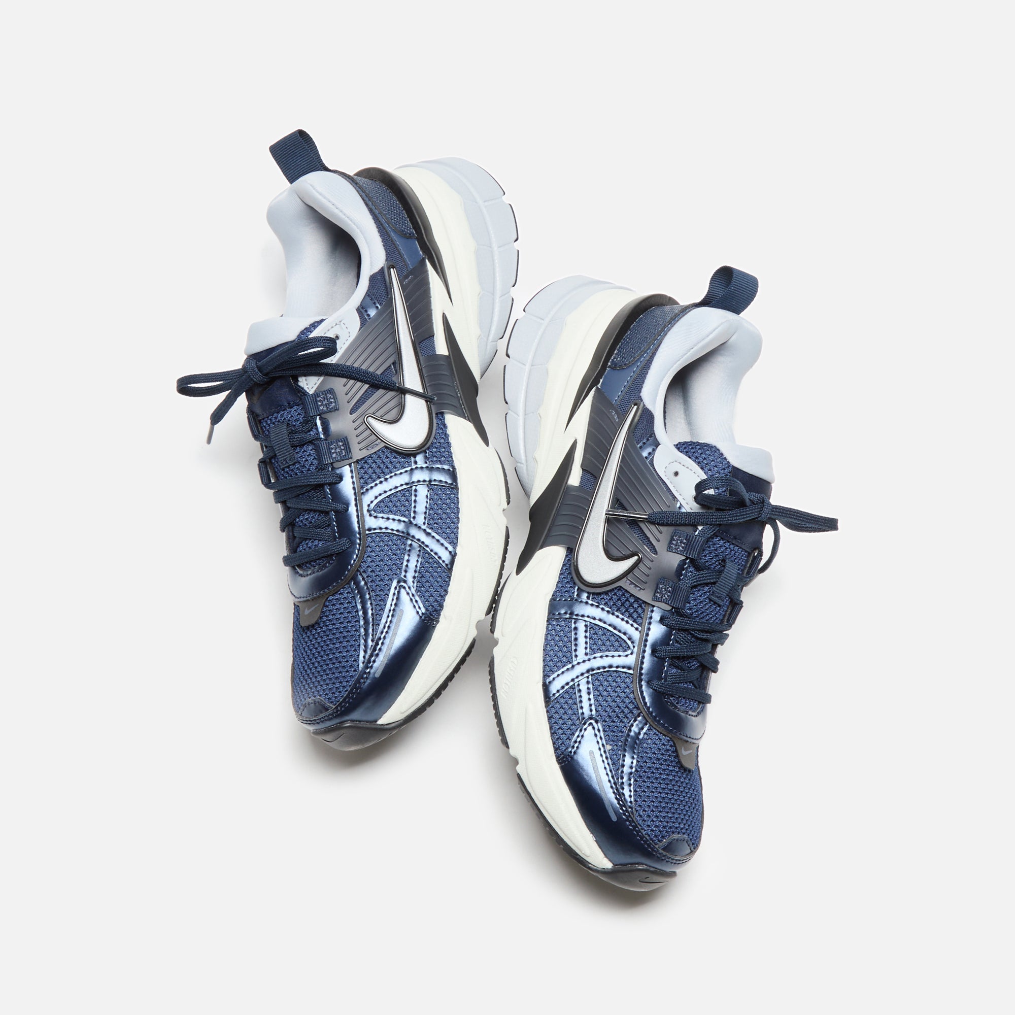 ★Nike★ V2K Run M Obsidian Thunder Blue Wolf Gray Platinum Nike V2K Run - Obsidian / Obsidian / Thunder Blue / Wolf – Kith