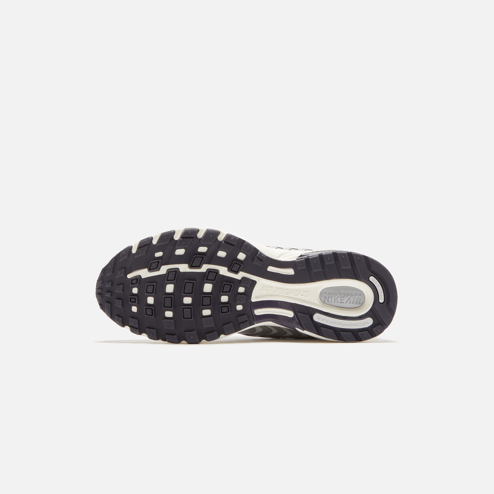 【NIKE】ナイキ エア ペガサス 2K5 レディース Nike Air Pegasus 2005 Women's Shoes. Nike.com