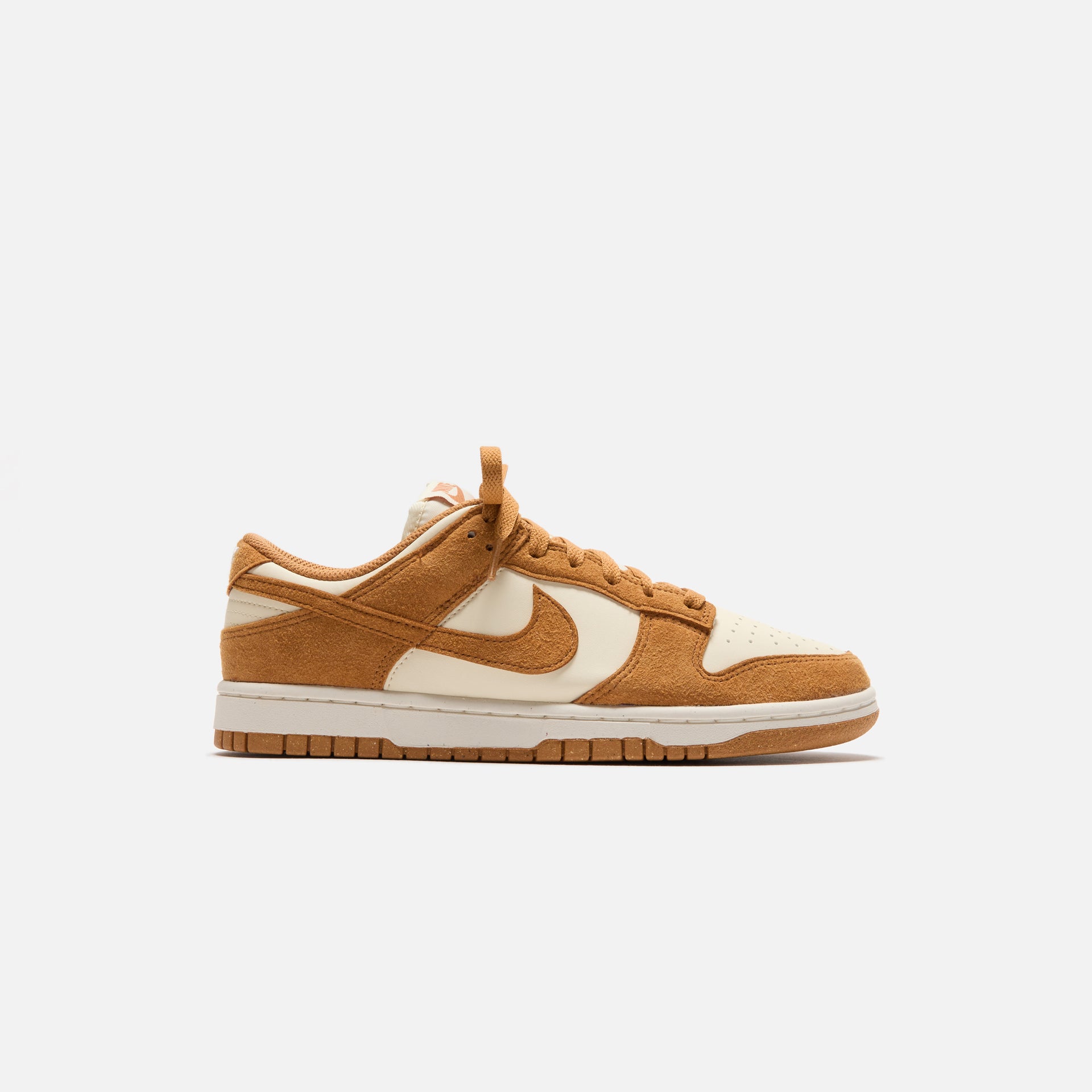 Nike WMNS Dunk Low - Coconut Milk / Flax / Sail