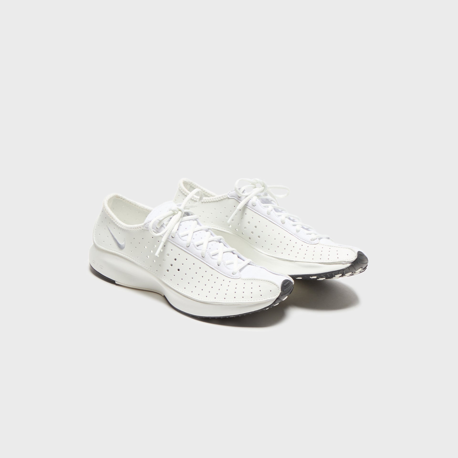 Nike WMNS Air Superfly - White / Metallic Silver / Black / Sail