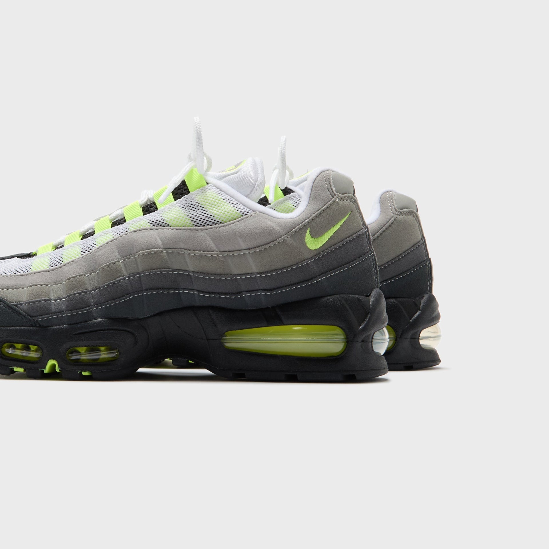 Nike Air Max 95 - Black / Anthracite / Light Graphite / Neon Yellow