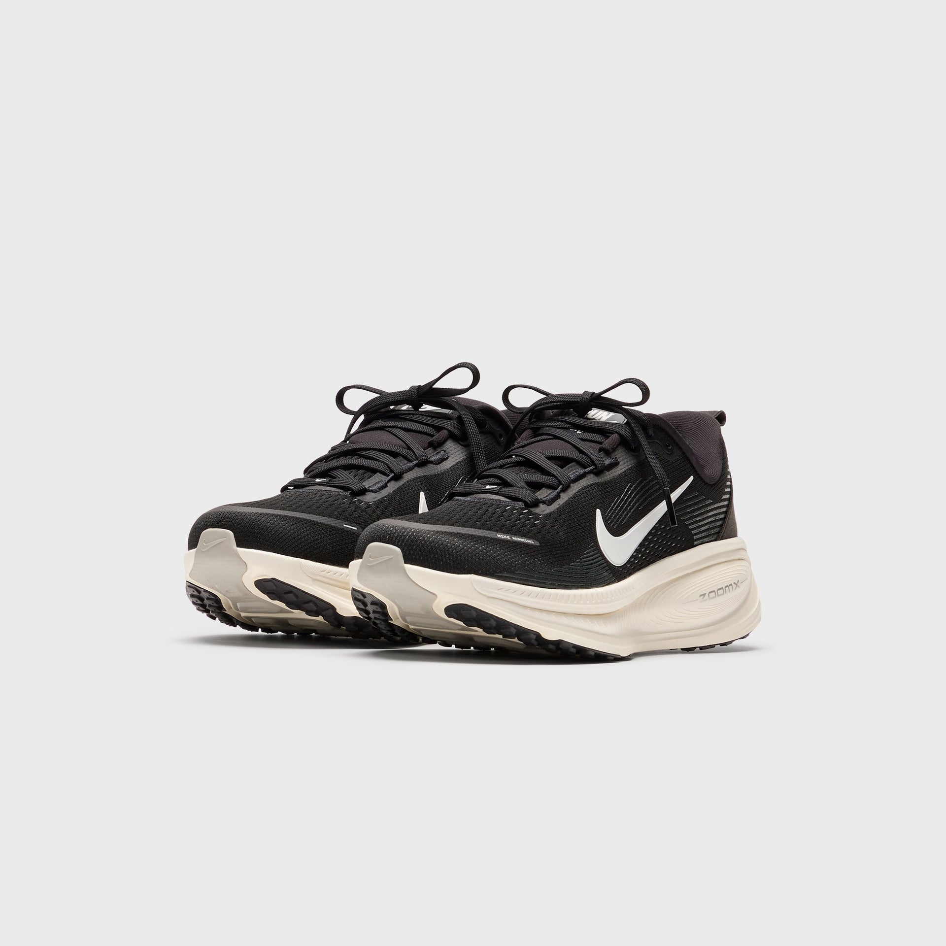 Nike Vomero 18 - Black / Coconut Milk / Light Iron Ore / Summit White