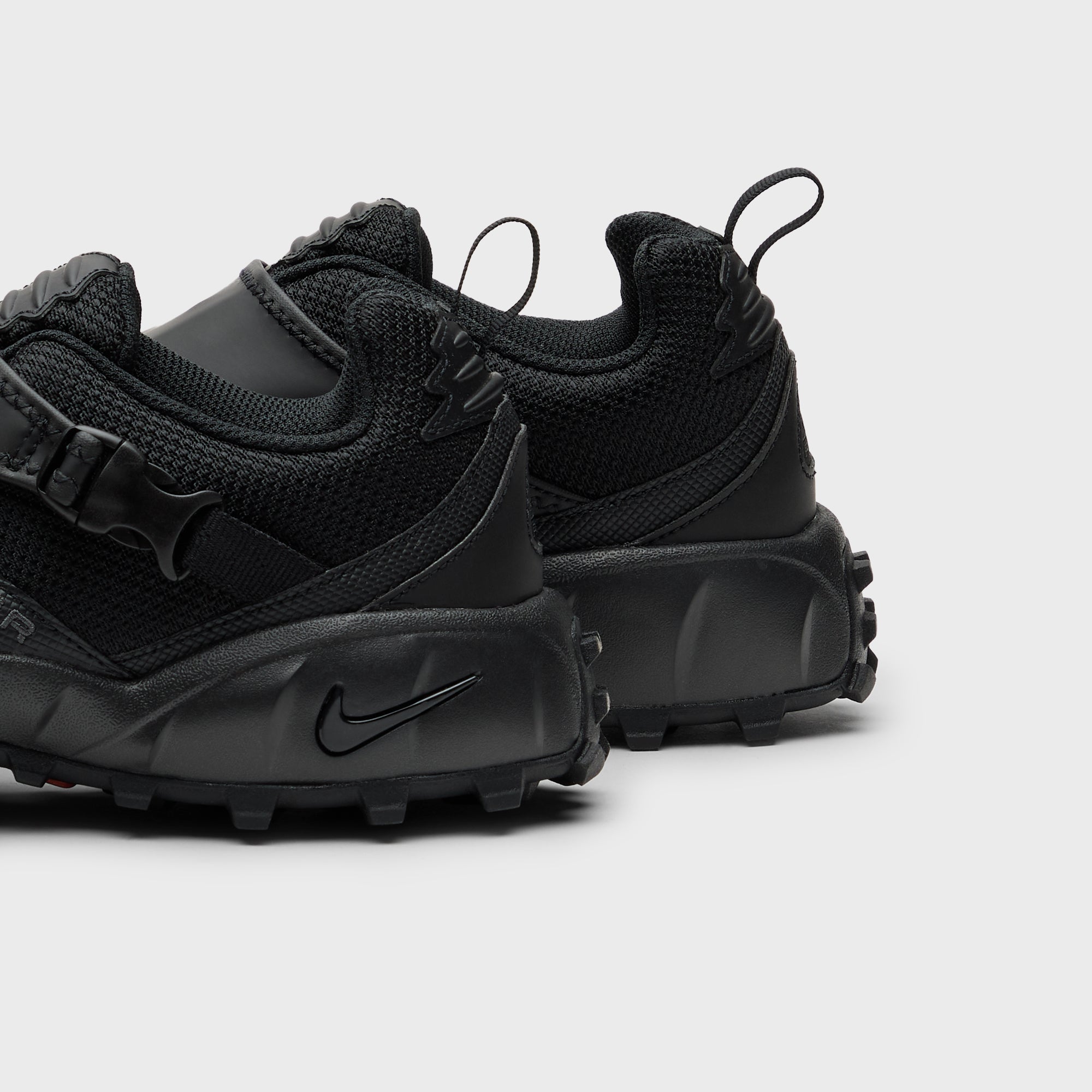 Nike ACG Phassad - Black – Kith