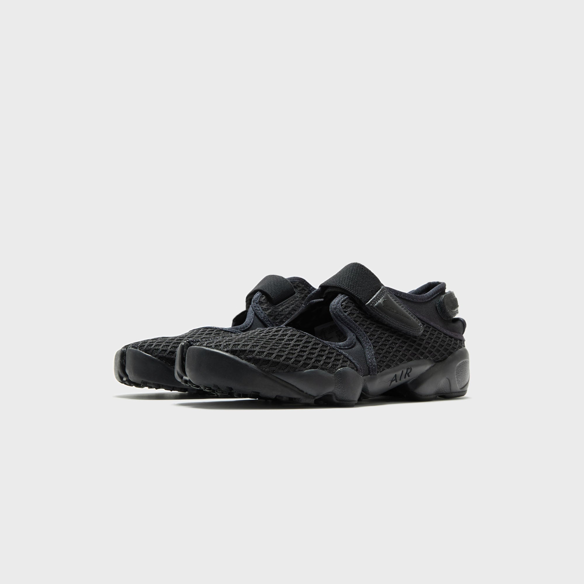 Nike WMNS Air Rift Lace - Off Noir – Kith
