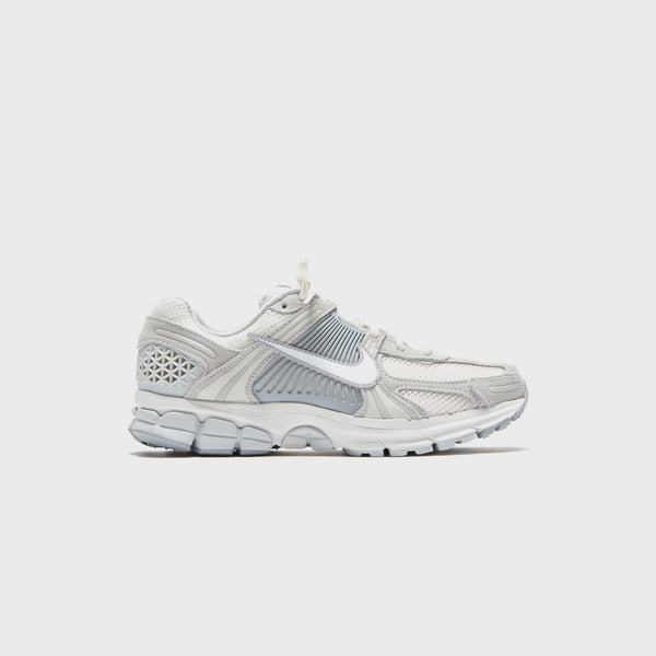 ★Nike★ Zoom Vomero 5 W Summit White Pure Platinum Smoke Gr Sneaker Politics
