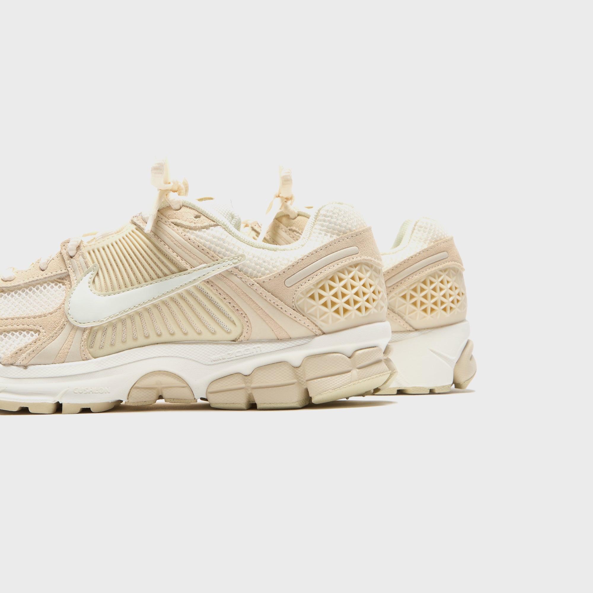 ☆nike☆ Zoom Vomero 5 W Beach Light Khaki Pale Ivory Sail H Nike Zoom Vomero 5 Beach Light Khaki (Women's) - HQ0458-200 - US