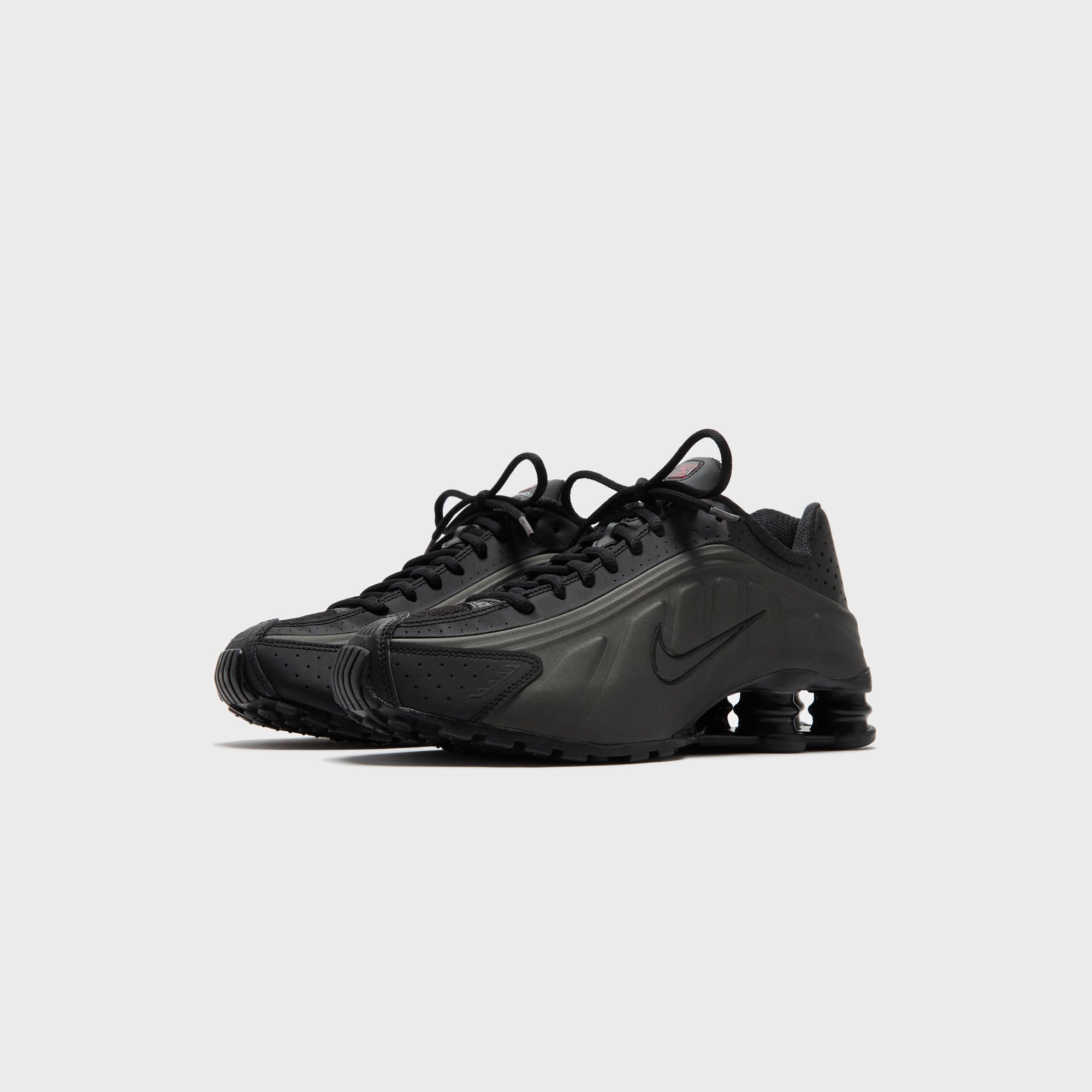 靴 Nike Shox R4 Black Bright Crimson Nike Shox R4 