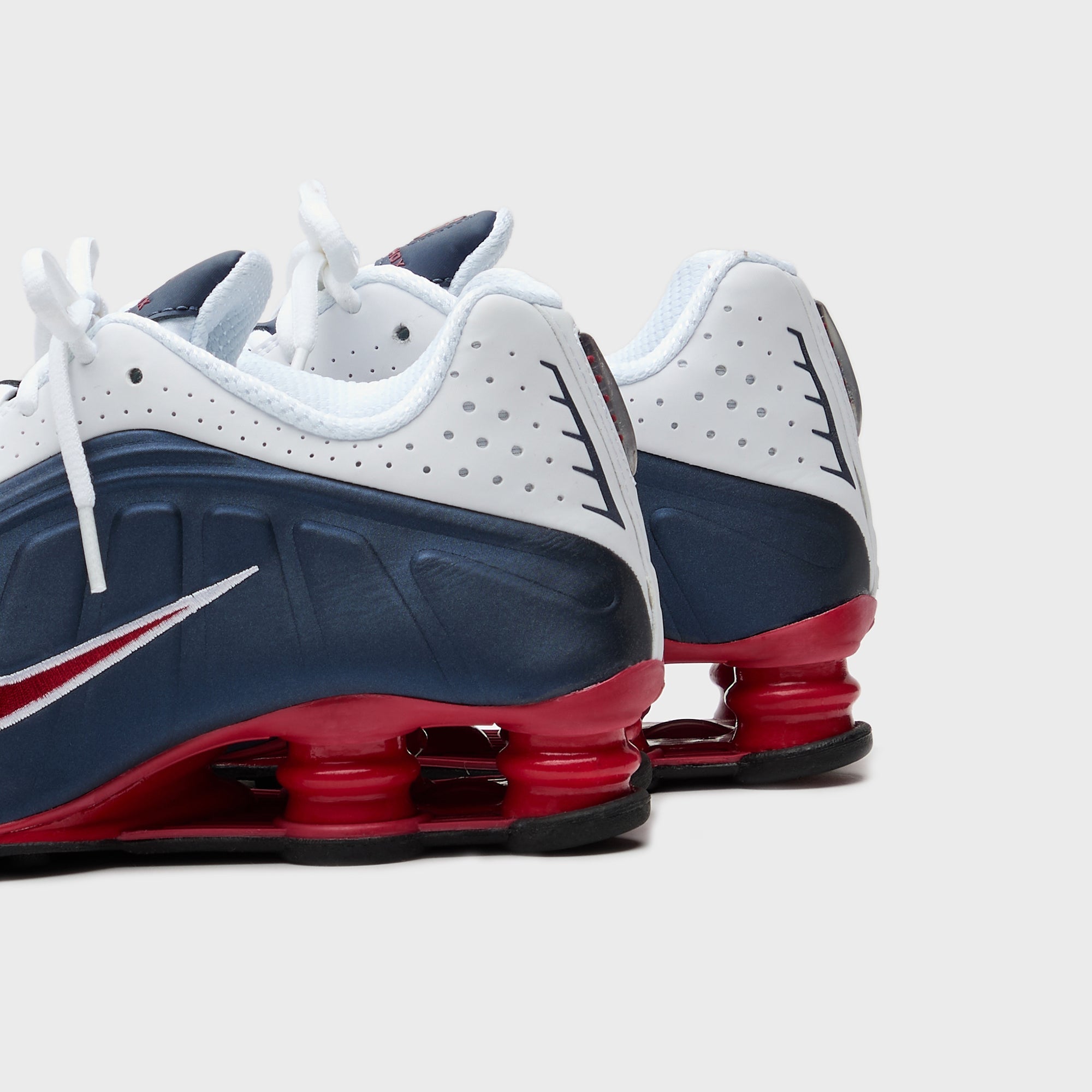 Nike Shox R4 - Midnight Navy / Gym Red / White – Kith