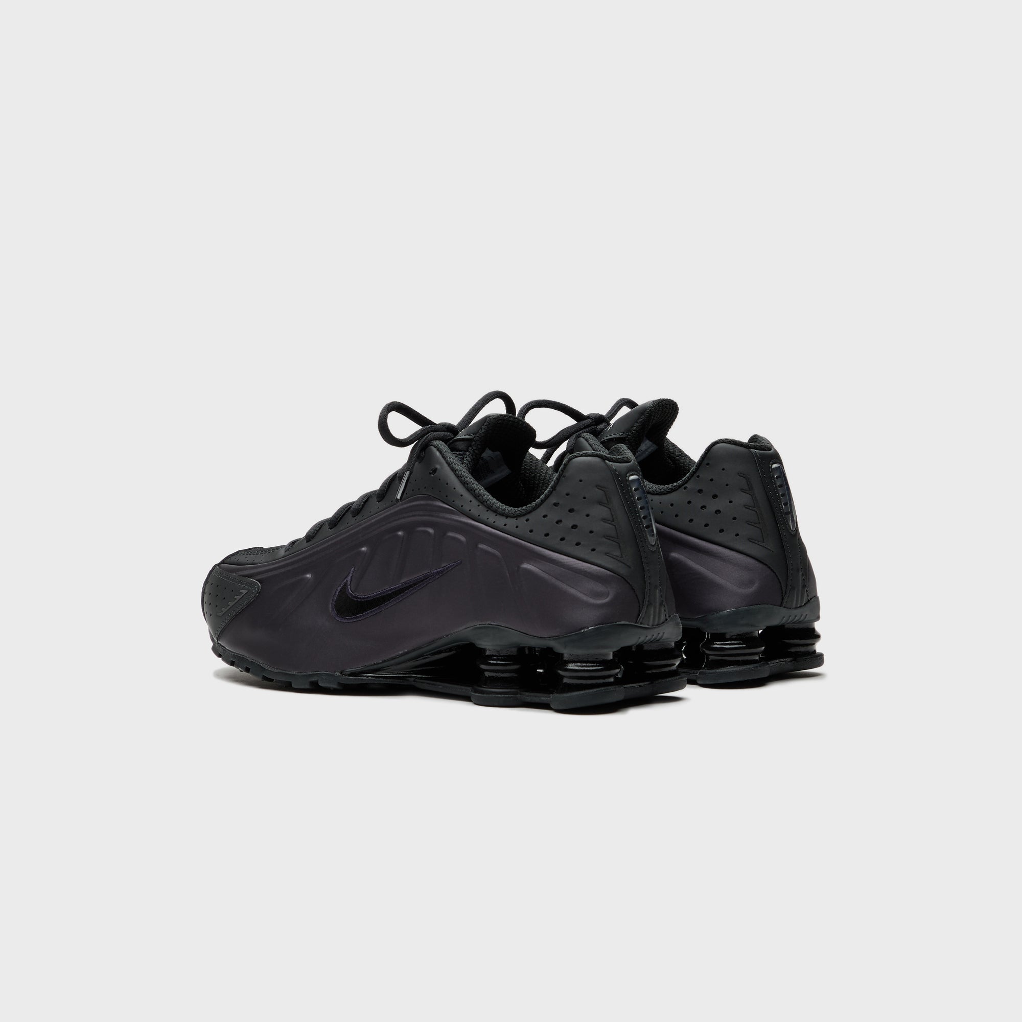 Nike Shox R4 - Cave Purple / Off Noir / Black – Kith