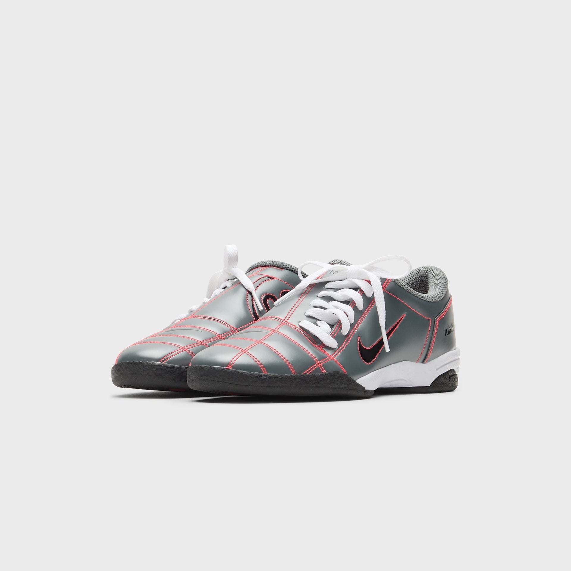 Nike Total 90 - Smoke Grey / Black / Bright Crimson / White