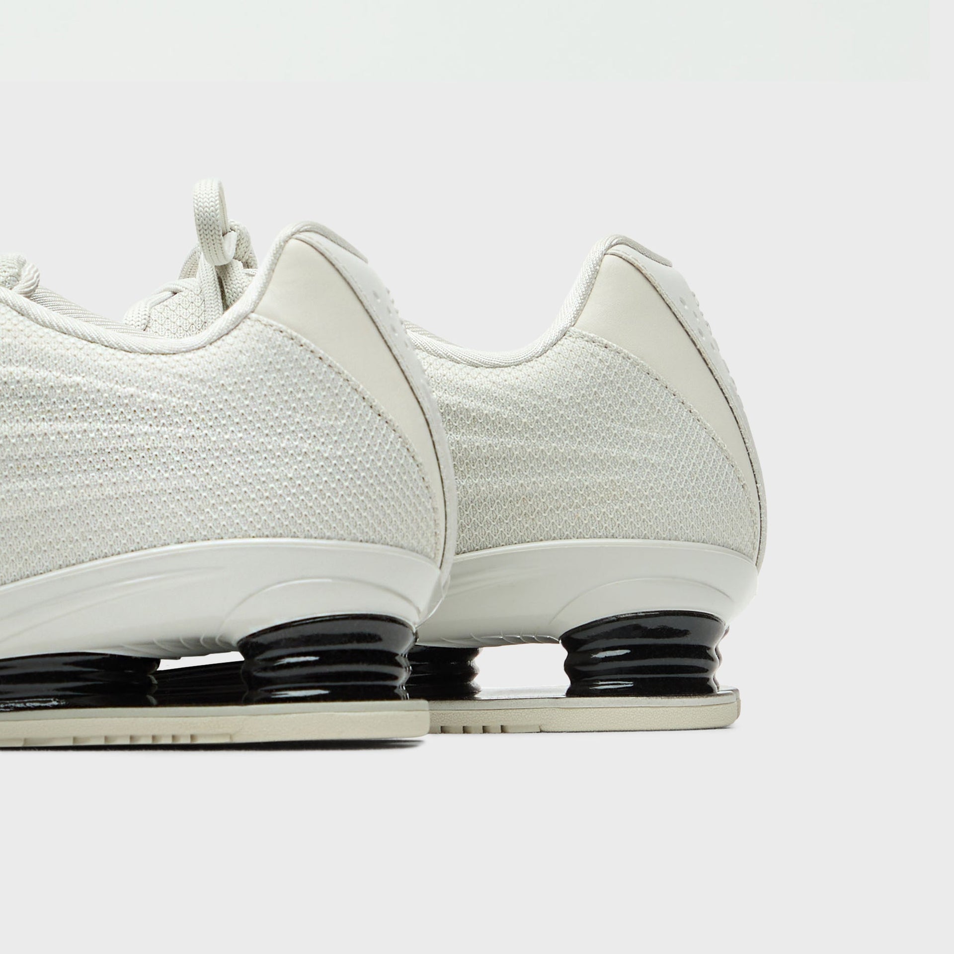 Nike WMNS Shox Z - Light Bone / Black / Phantom