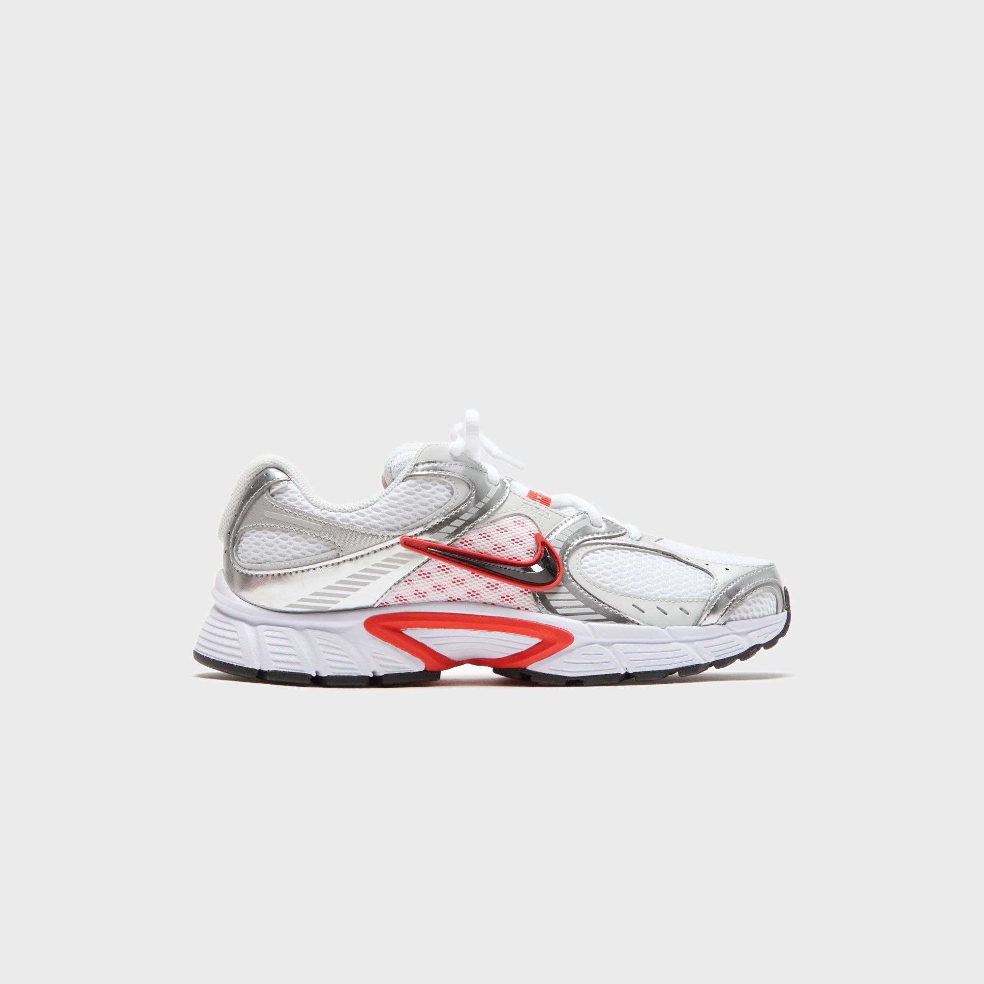 Nike Rn Widgit Nike WMNS V5 Rnr - White / Picante Red / Vast Grey / Black – Kith