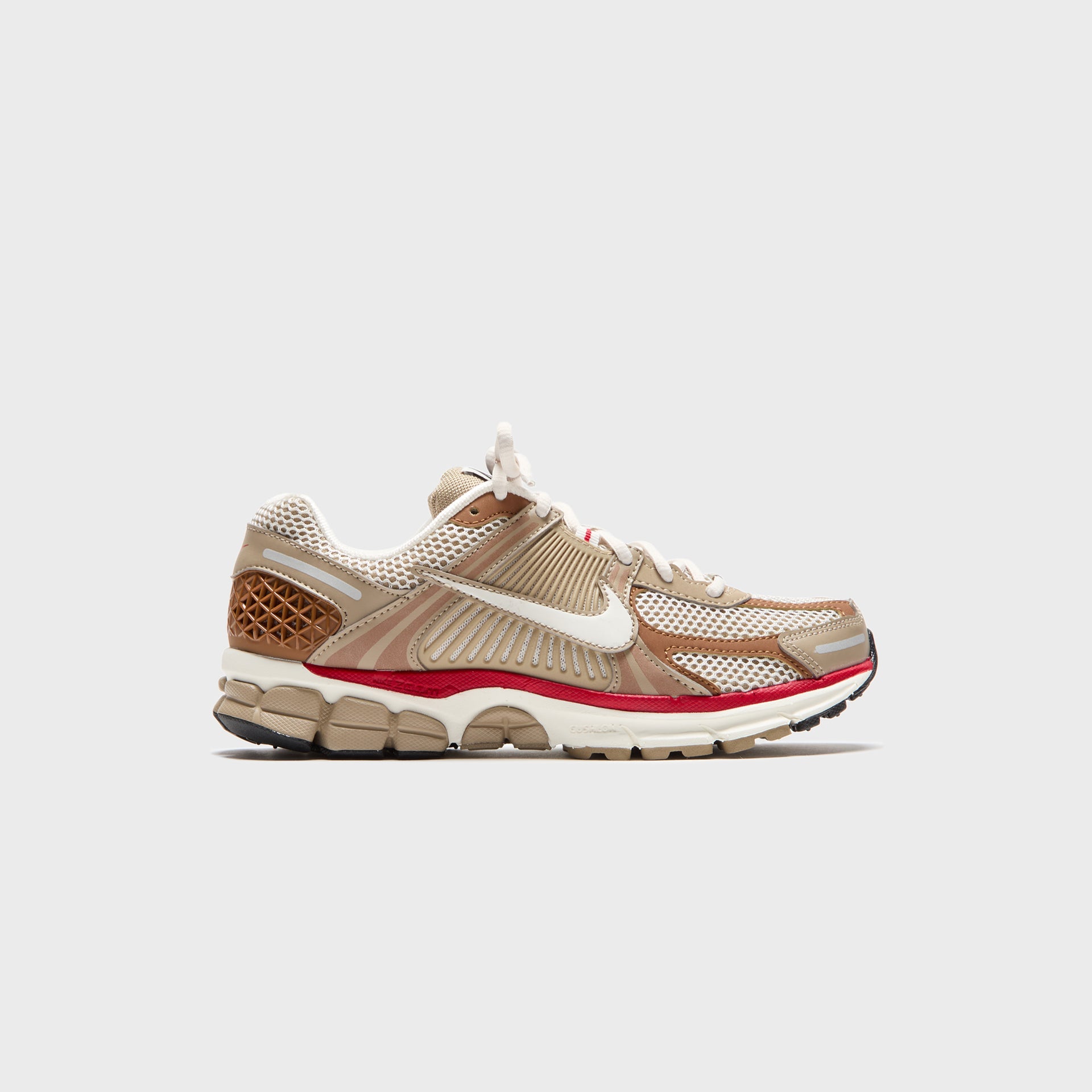 Nike WMNS Zoom Vomero 5 - Khaki / Phantom/ Fire Red/ Sail