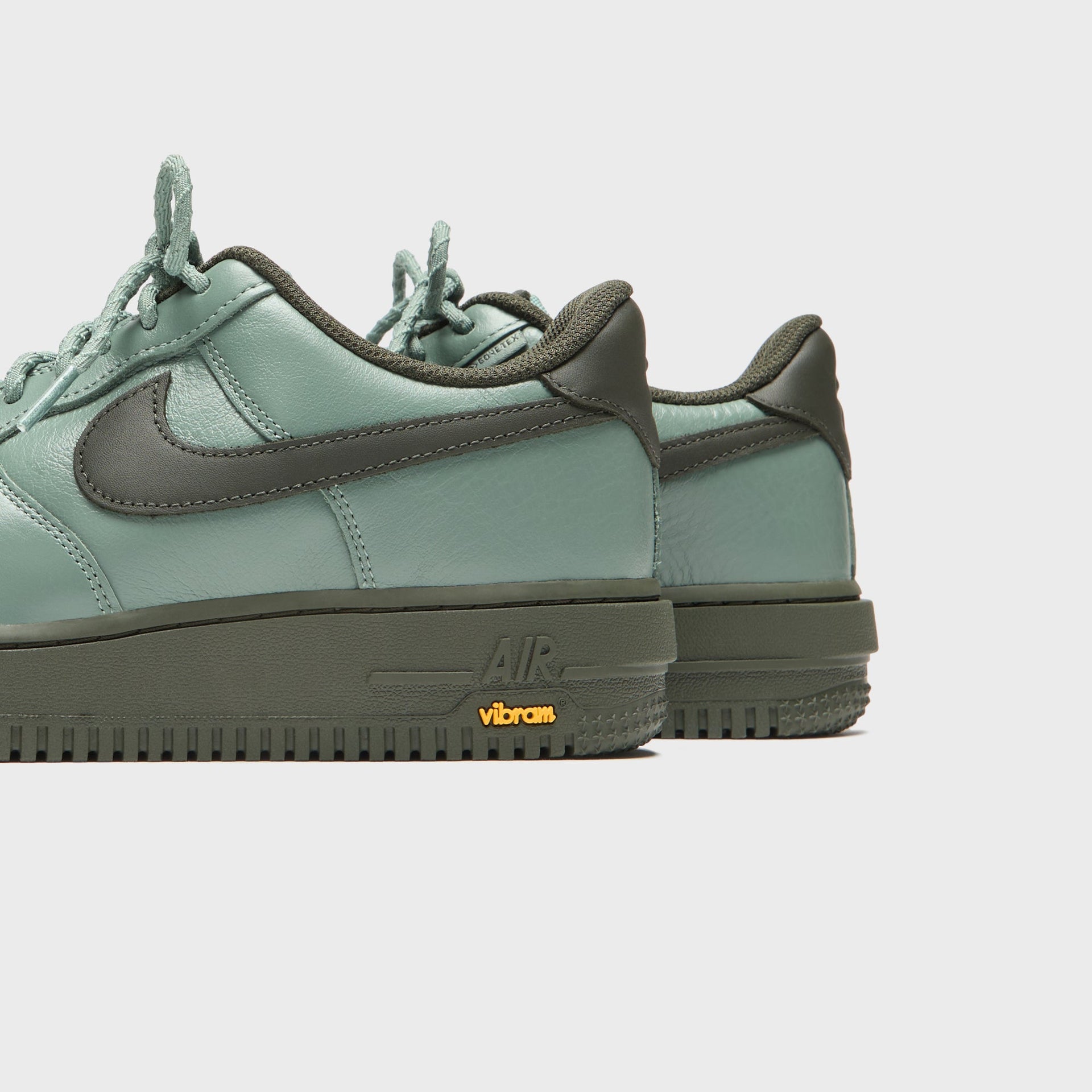 Nike Air Force 1 GTX - Vibram Clay Green / Sequoia / Speed Yellow