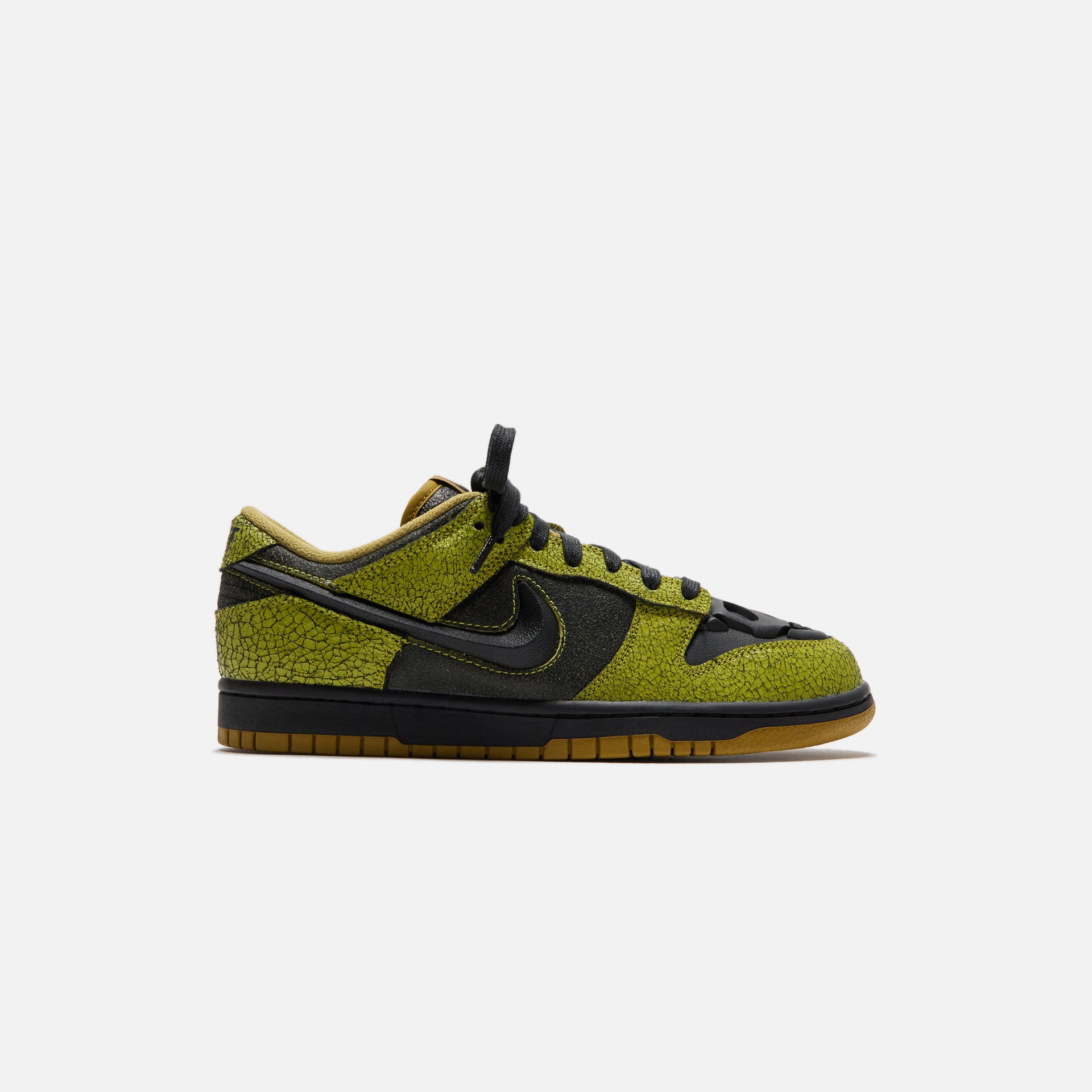 Nike Dunk Low Retro QS - Bright Cactus / Black / Green Curry