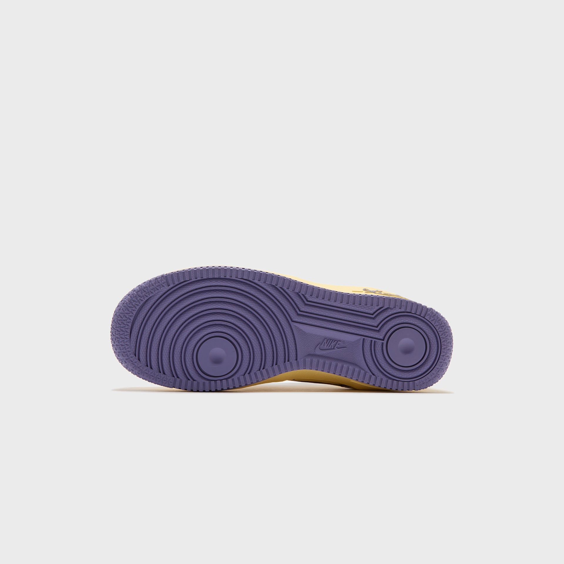 Nike x Kobe Bryant Air Force 1 Low Protro - Soft Yellow / Soft Yellow