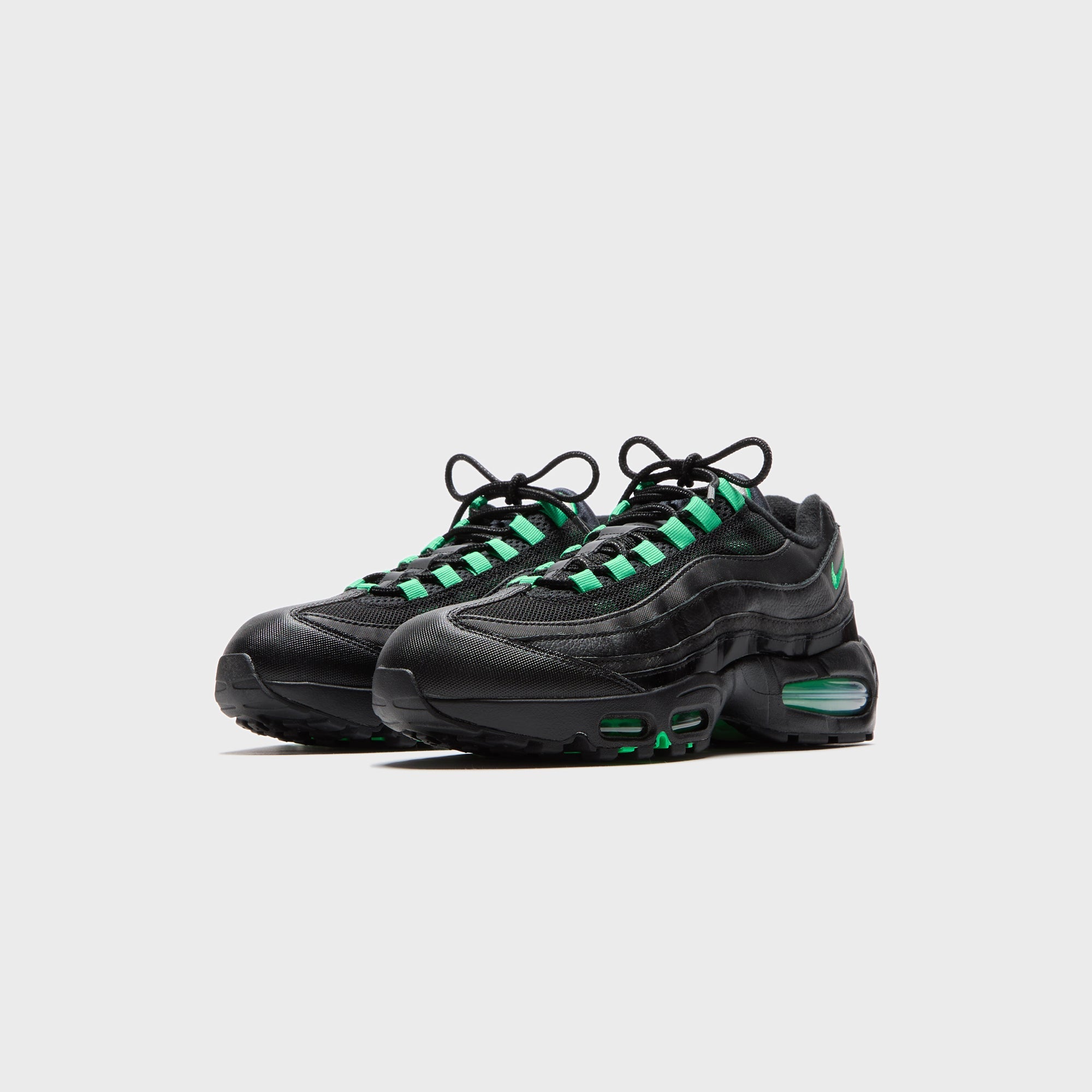 Nike Air Max 95 OG - Black / Green Shock / Black / Pearl