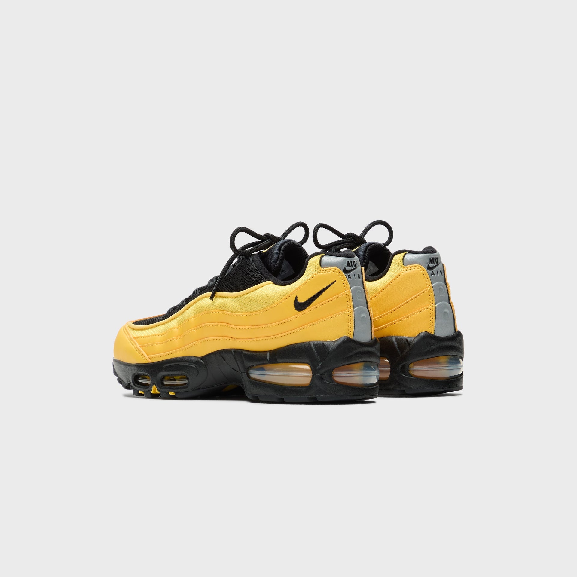 Nike Air Max 95 - Varsity Maize / Black / Metallic Silver / Black