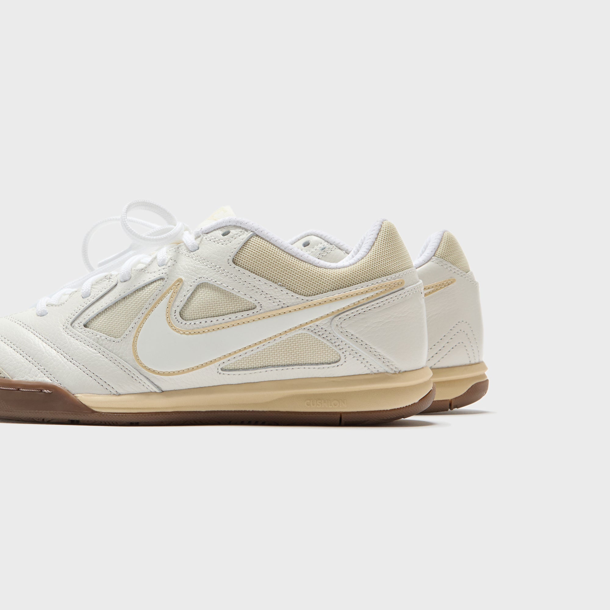 【NIKE】GATO / White Gum Light Brown Nike Gato - White/White/Gum Light Brown – Gazelle Sports