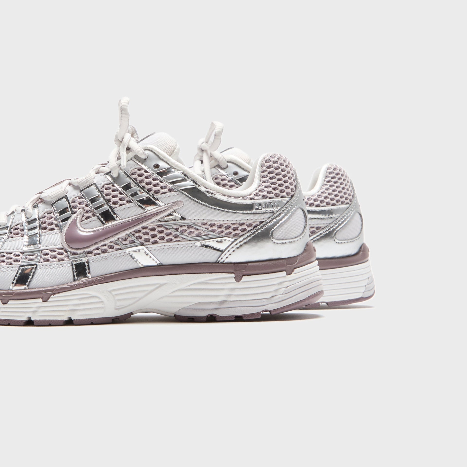 Nike WMNS P-6000 - Platinum Violet / Vast Grey / Summit White / Taupe Grey