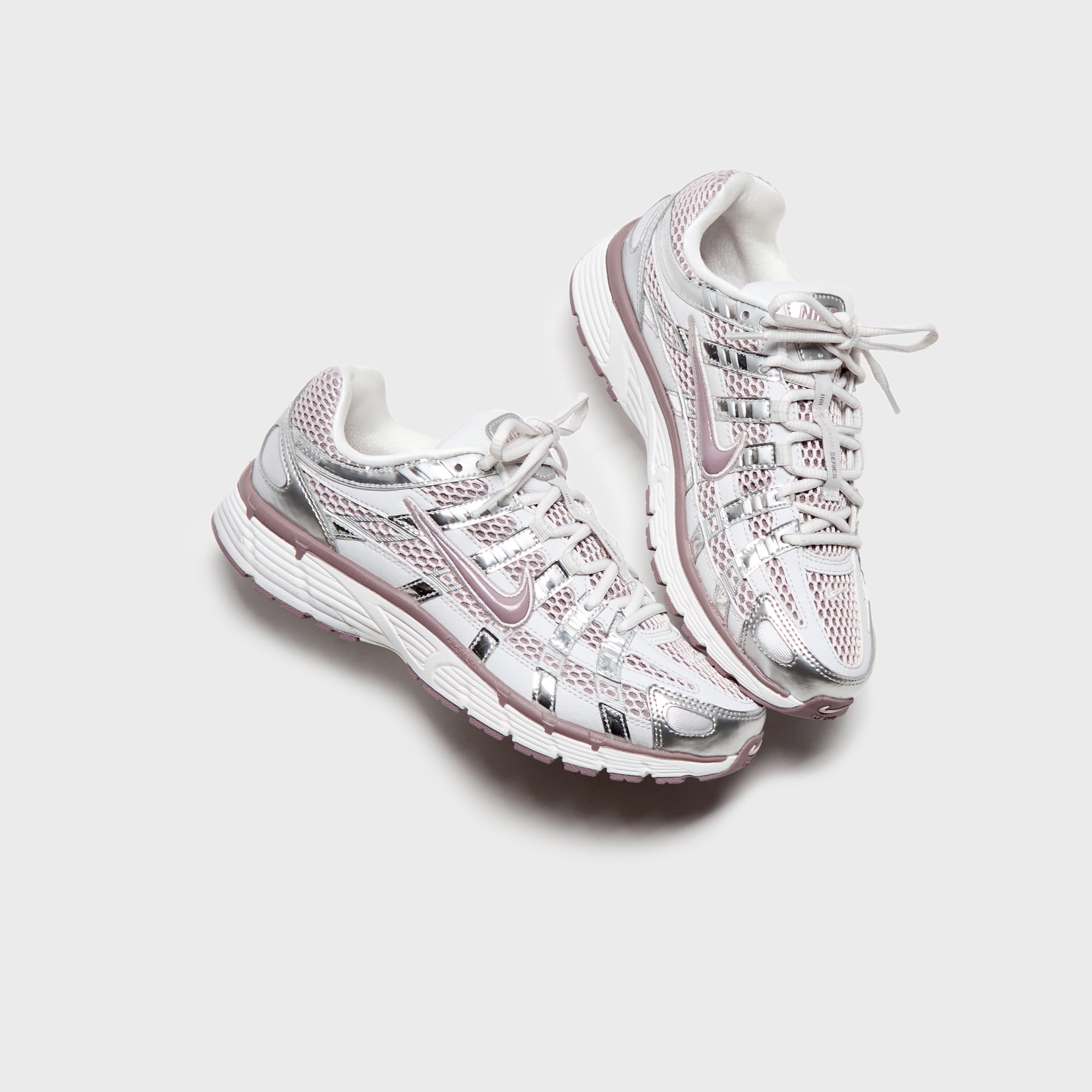 高評価なギフト Nike WMNS P-6000 - Platinum Violet / Vast Grey / Summit スマートフォン本体