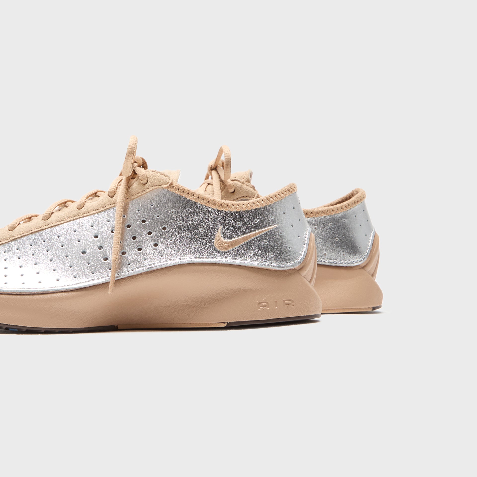 Nike WMNS  Air Superfly - Elm Brown / Metallic Silver / Baroque Brown / Sky Blue