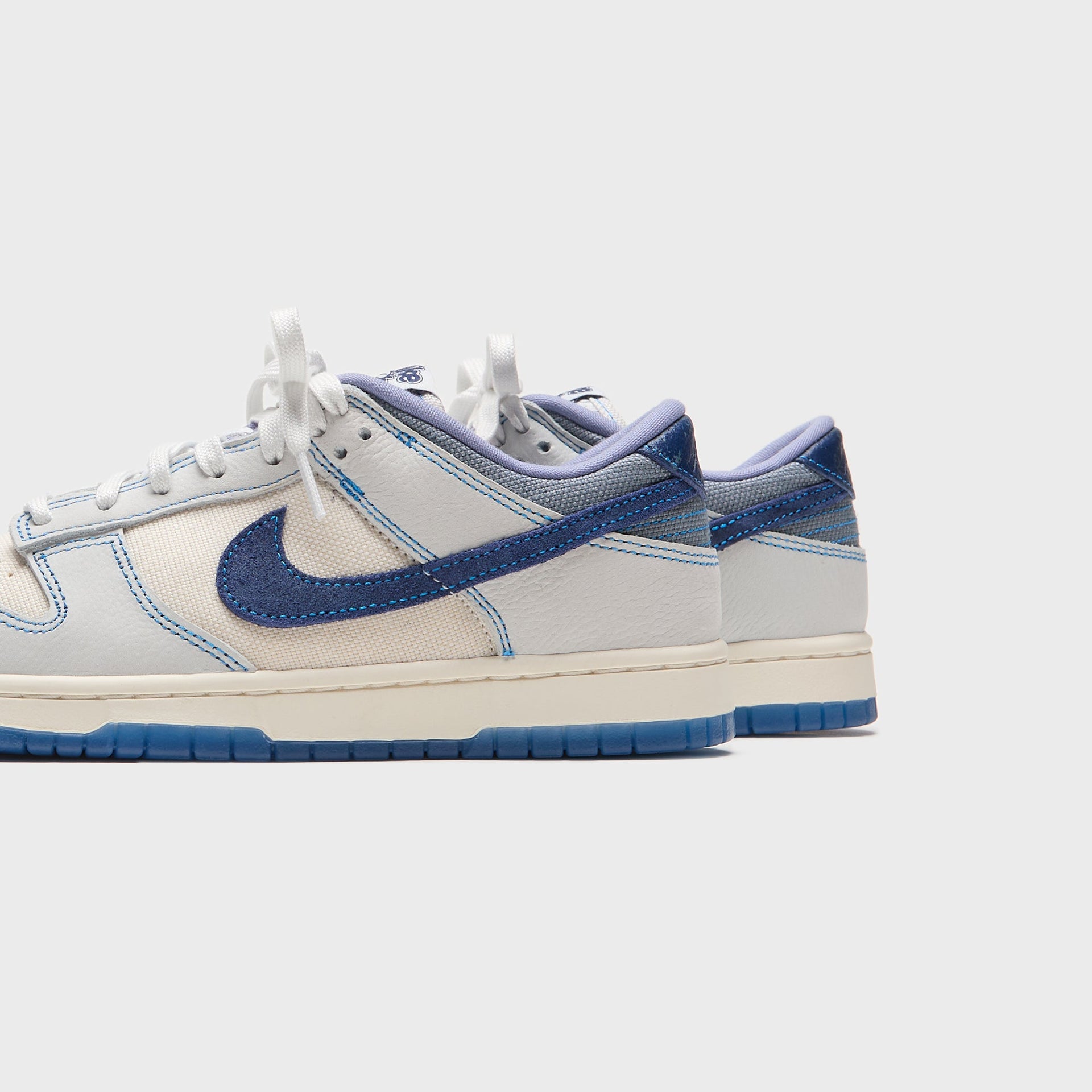 Nike Dunk Low Retro SE - Summit White / Blue Void / Pure Platinum