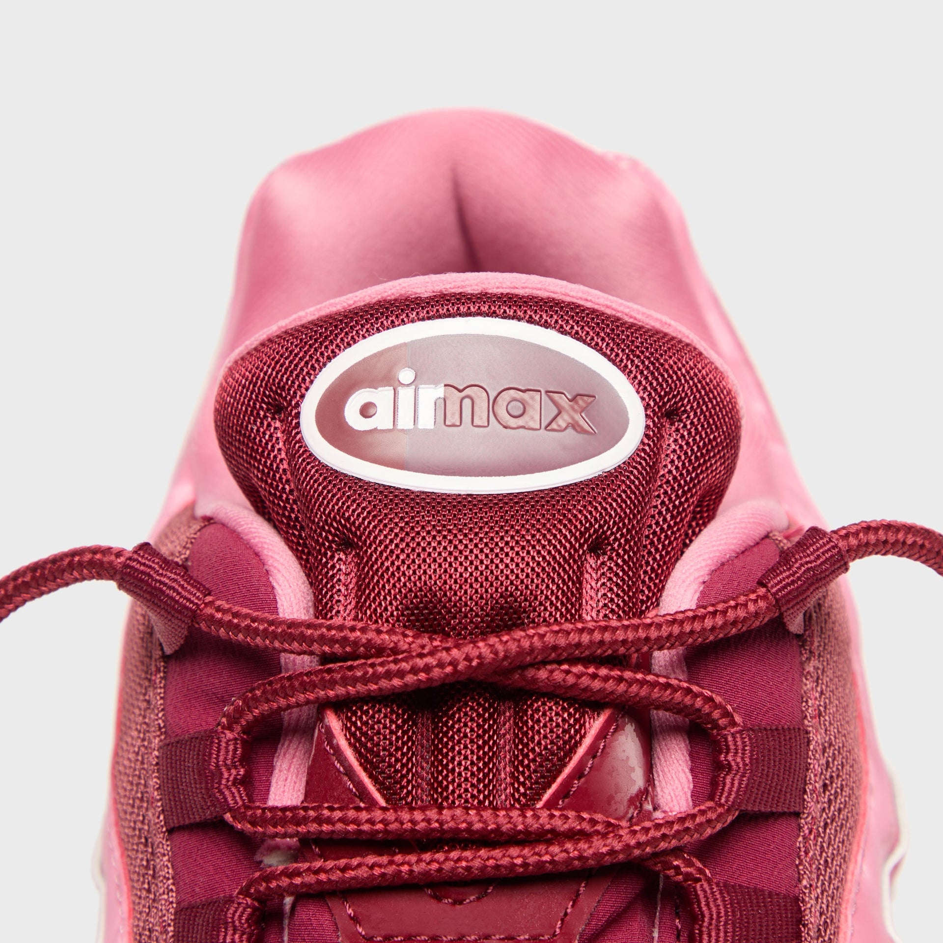 Nike WMNS Air Max 95 Big Bubble - Team Red / Pearl Pink / Peony